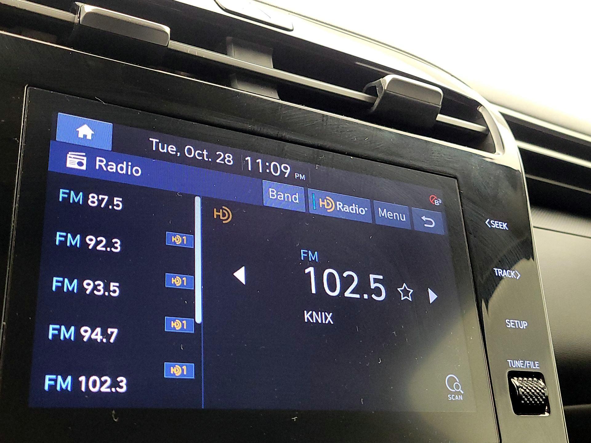 Thumbnail: 2022 Hyundai Tucson - 15