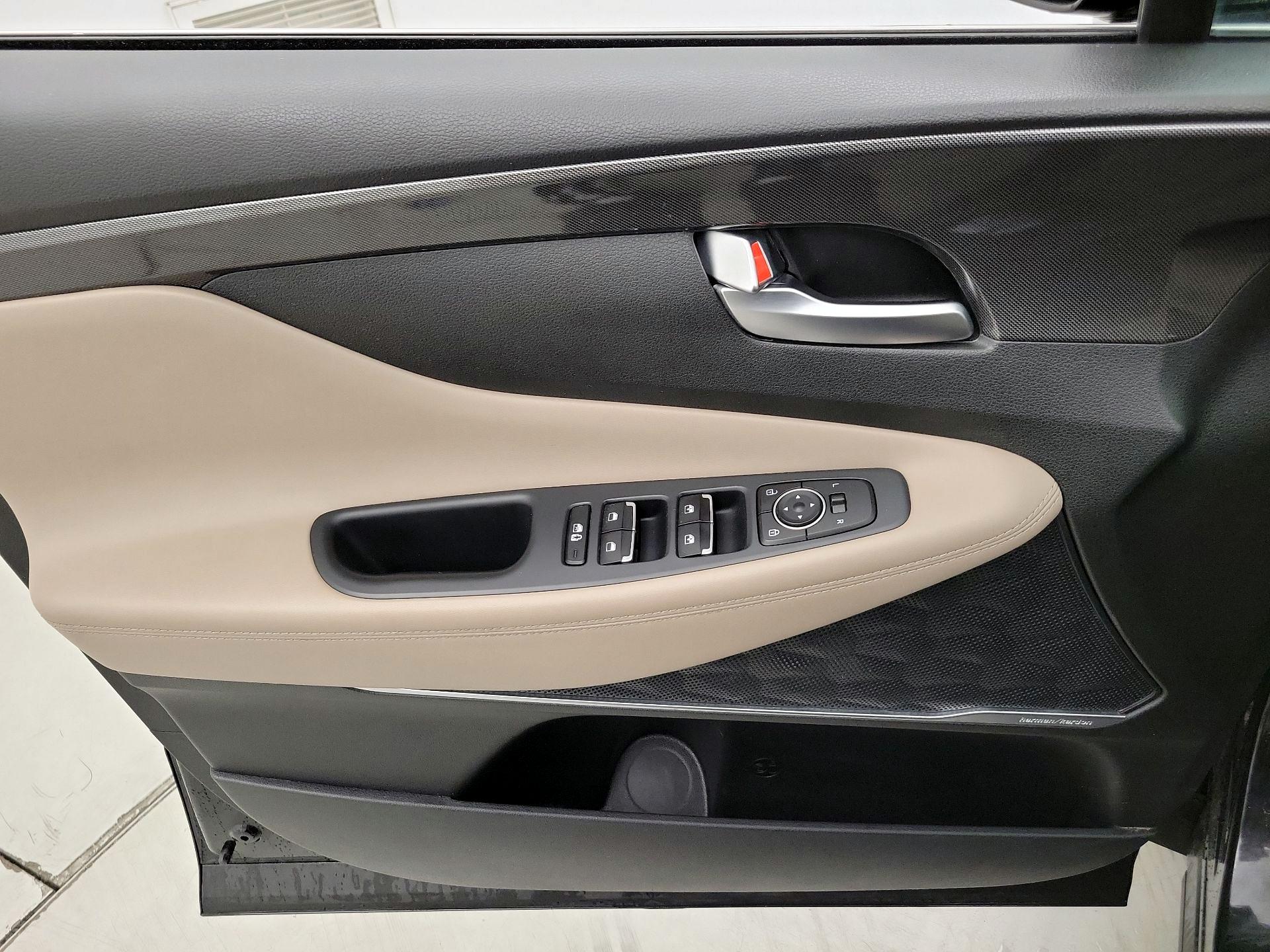 Thumbnail: 2023 Hyundai Santa Fe - 12