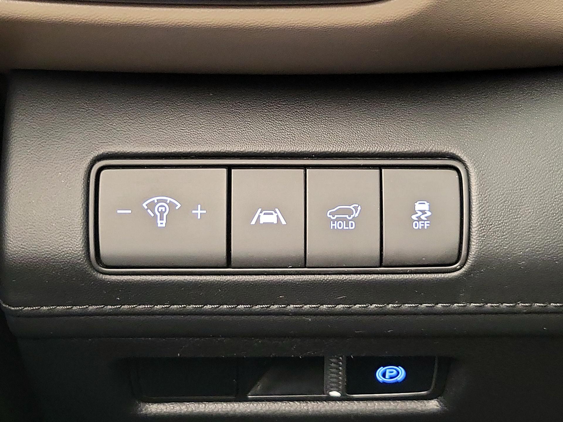 Thumbnail: 2023 Hyundai Santa Fe - 13