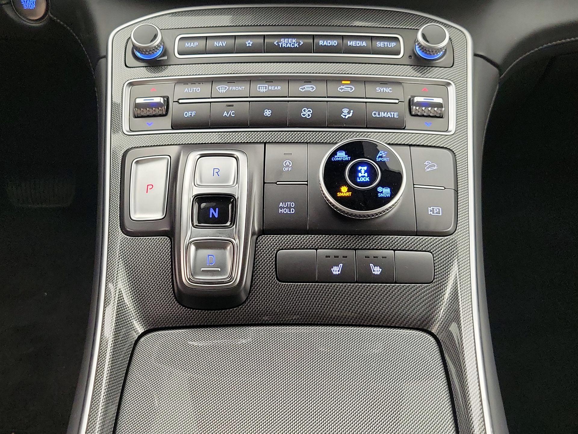 Thumbnail: 2023 Hyundai Santa Fe - 18