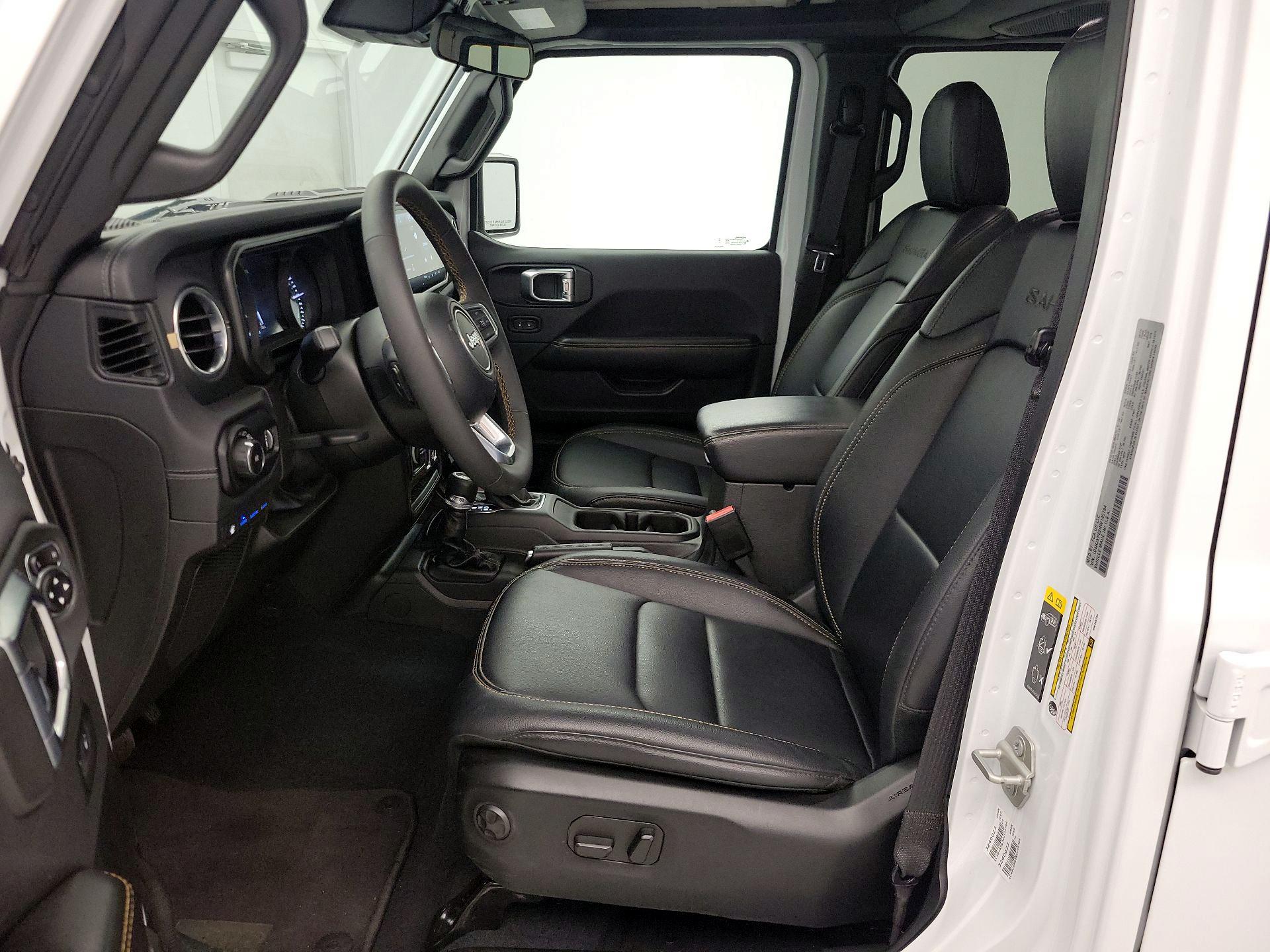 Thumbnail: 2024 Jeep Wrangler - 11