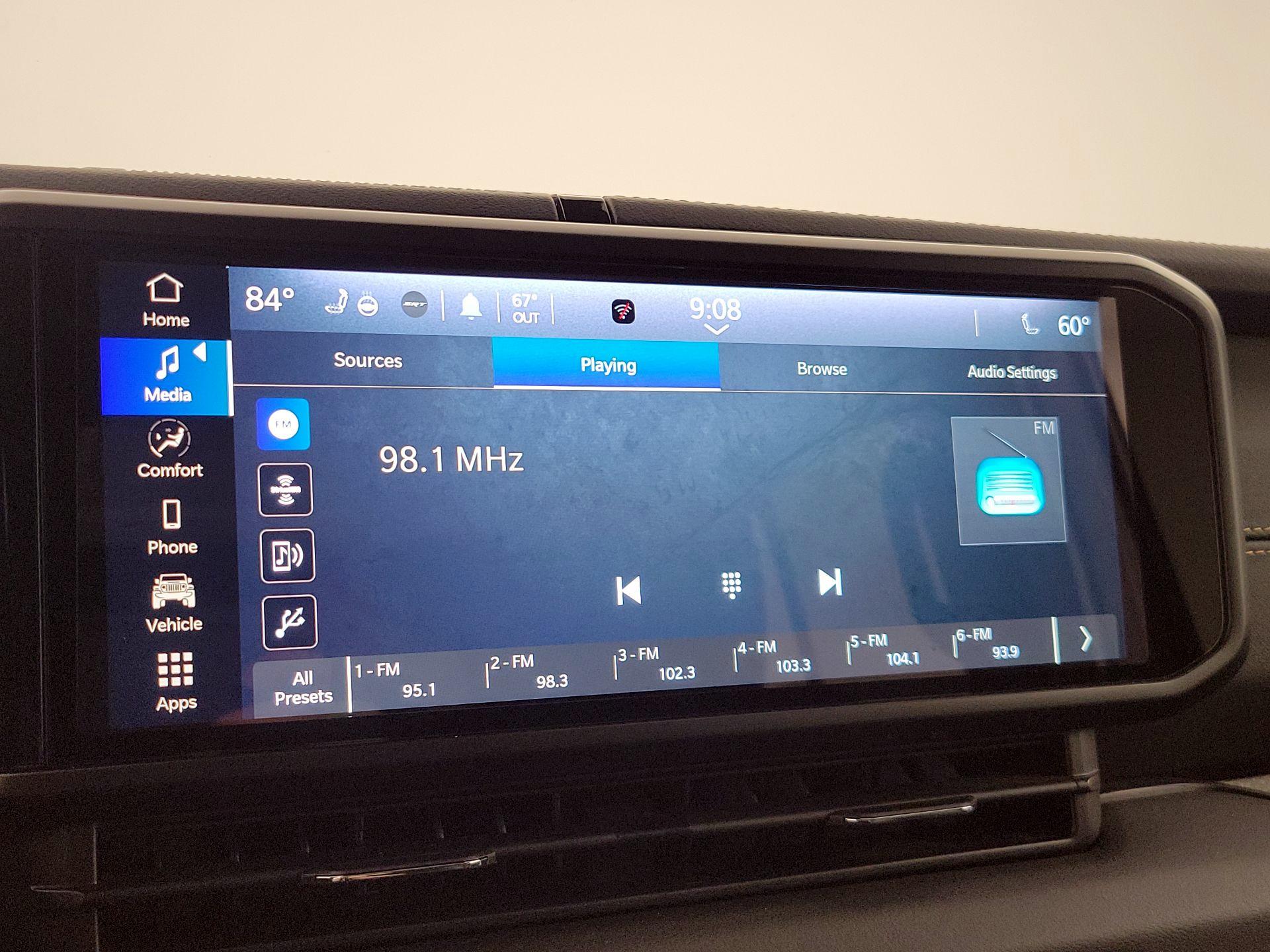 Thumbnail: 2024 Jeep Wrangler - 15