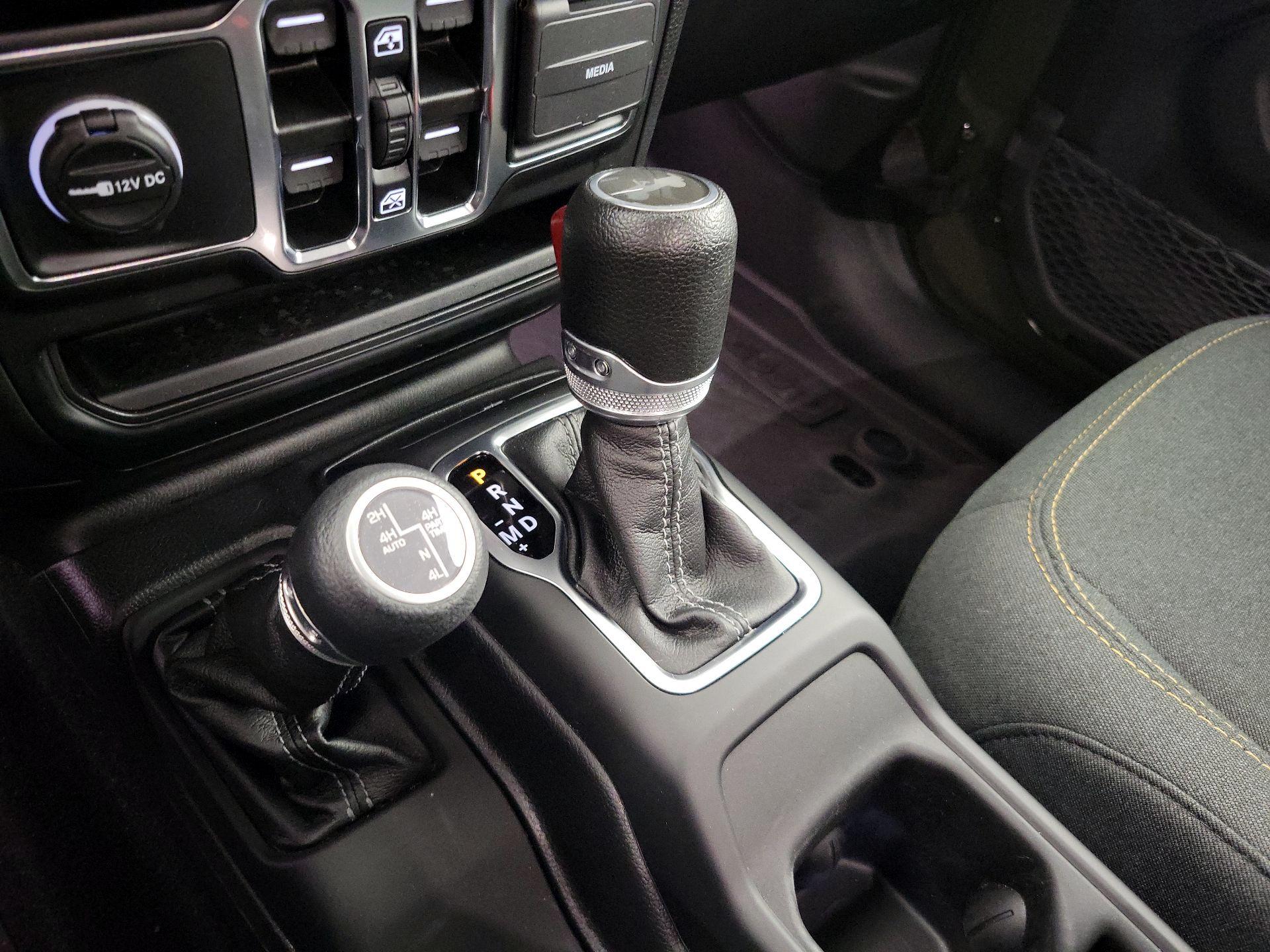 Thumbnail: 2024 Jeep Wrangler - 17