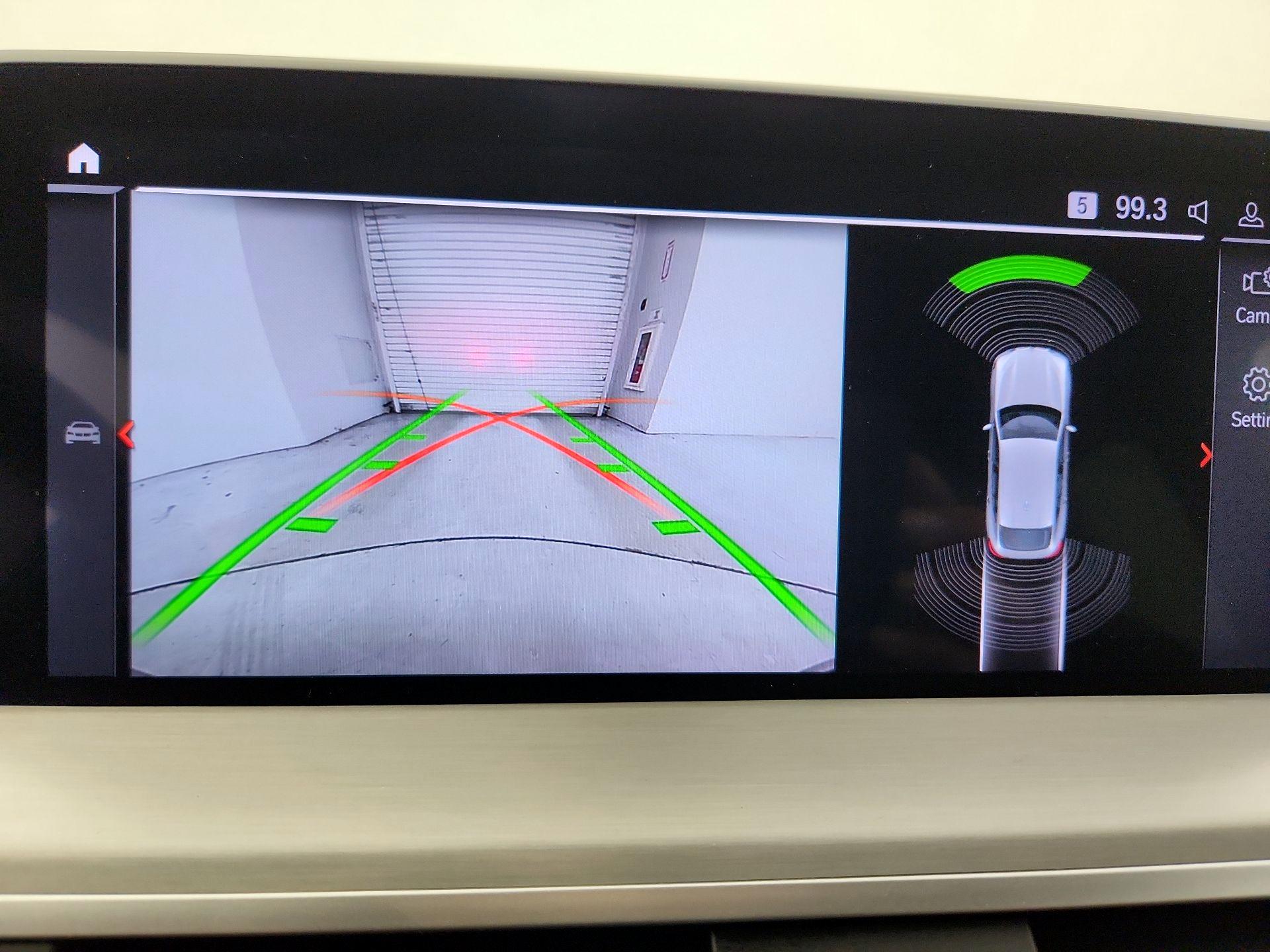 Thumbnail: 2021 BMW X4 - 14