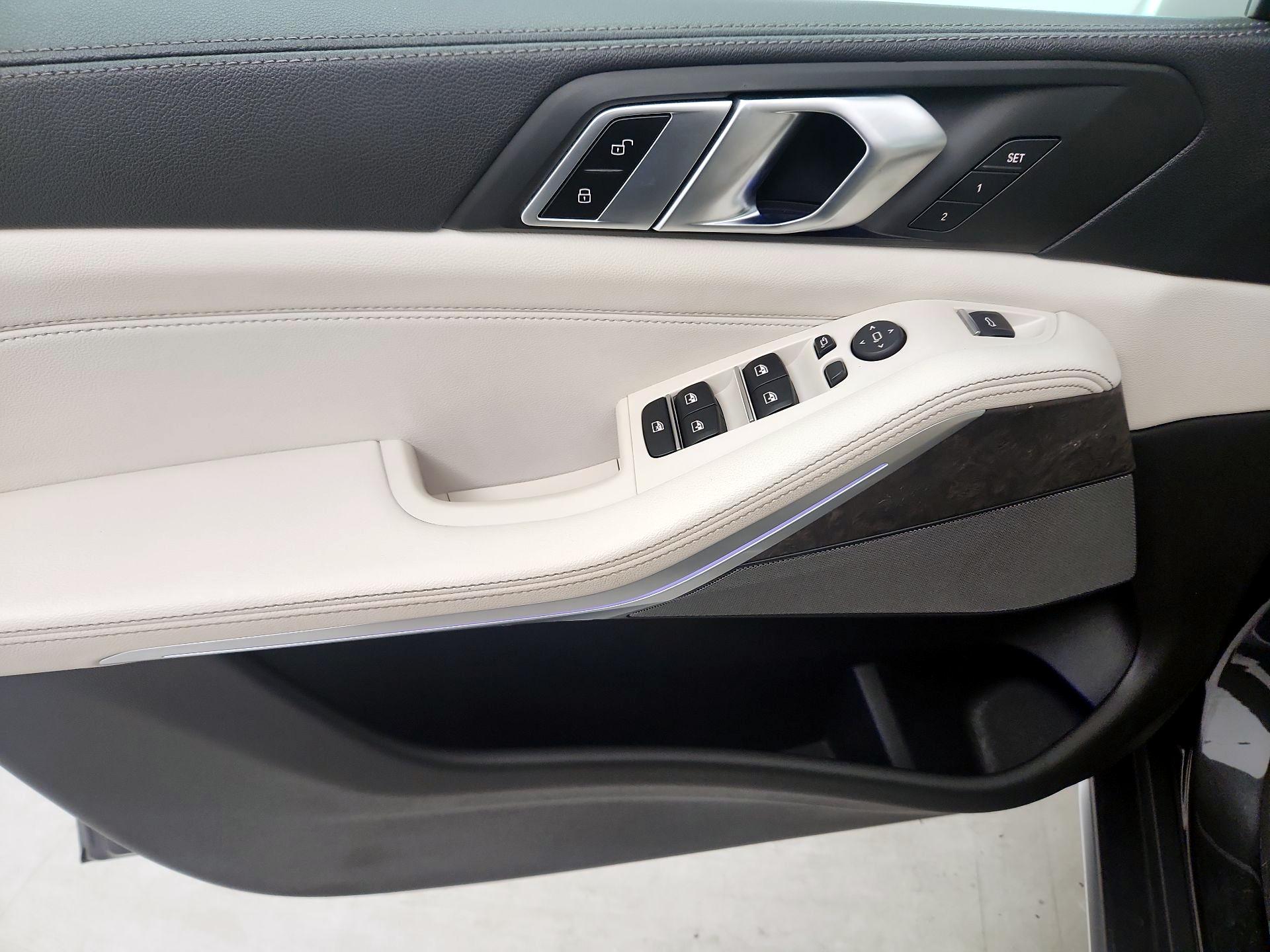 Thumbnail: 2020 BMW X5 - 12