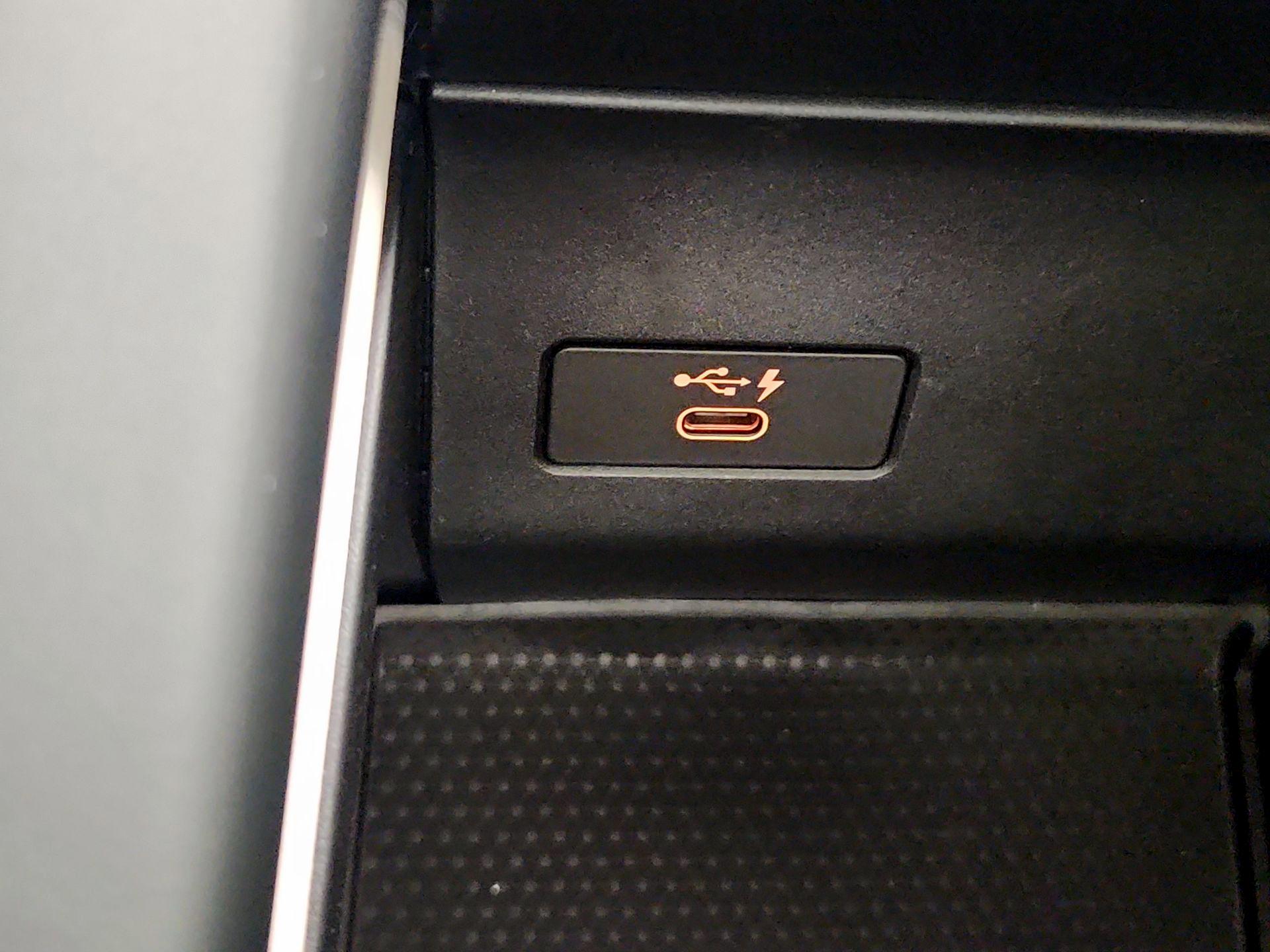 Thumbnail: 2020 BMW X5 - 19