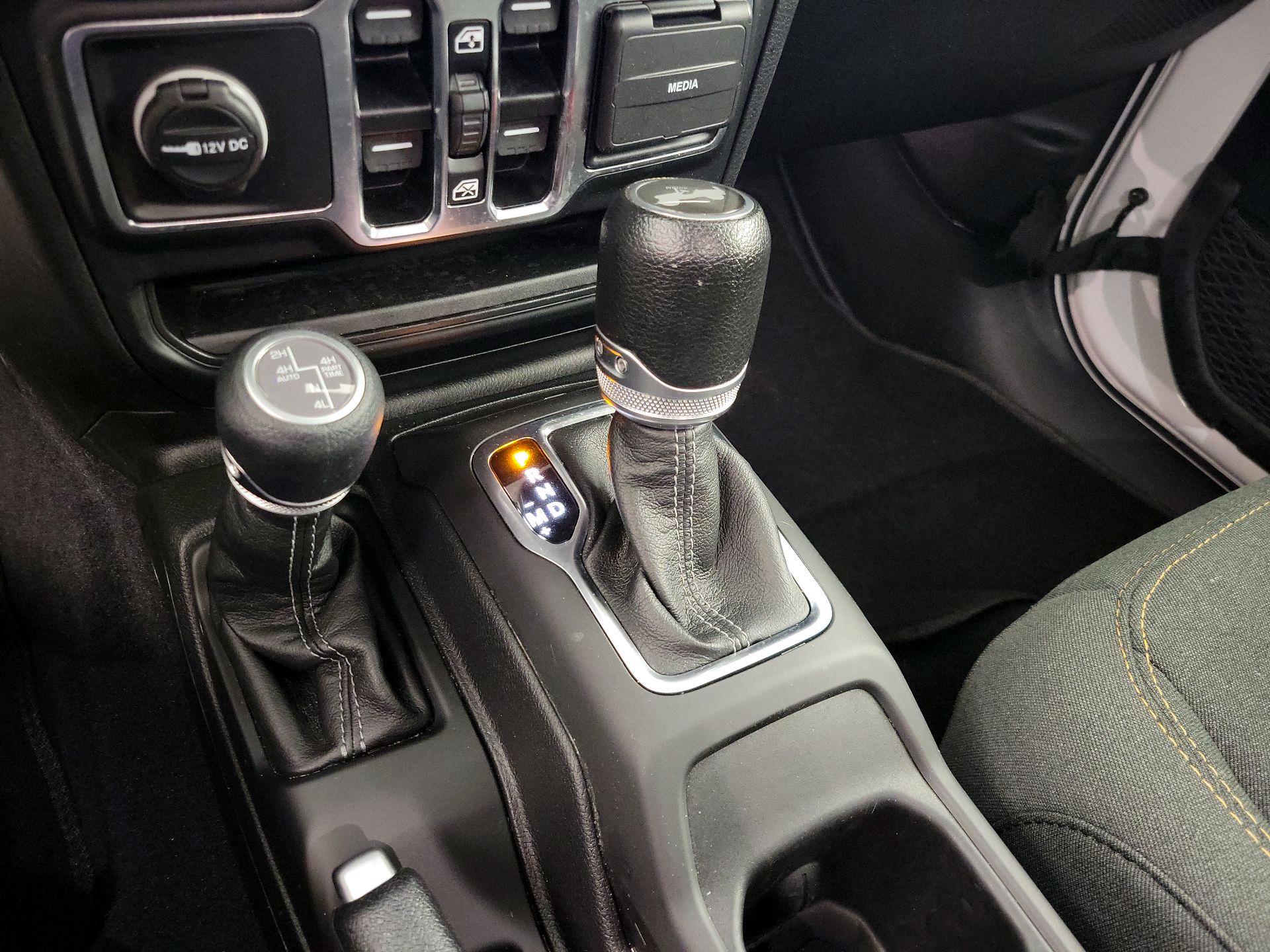 Thumbnail: 2024 Jeep Wrangler - 17