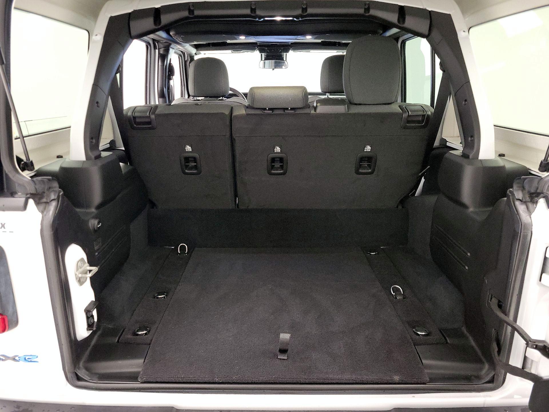 Thumbnail: 2024 Jeep Wrangler - 20