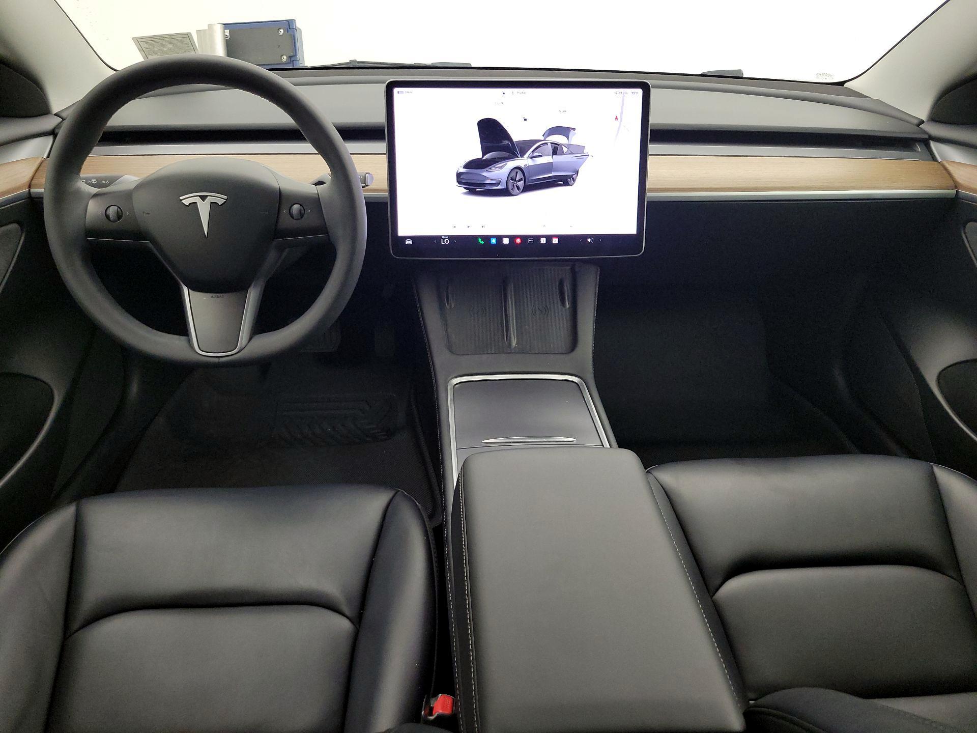 Thumbnail: 2023 Tesla Model 3 - 9