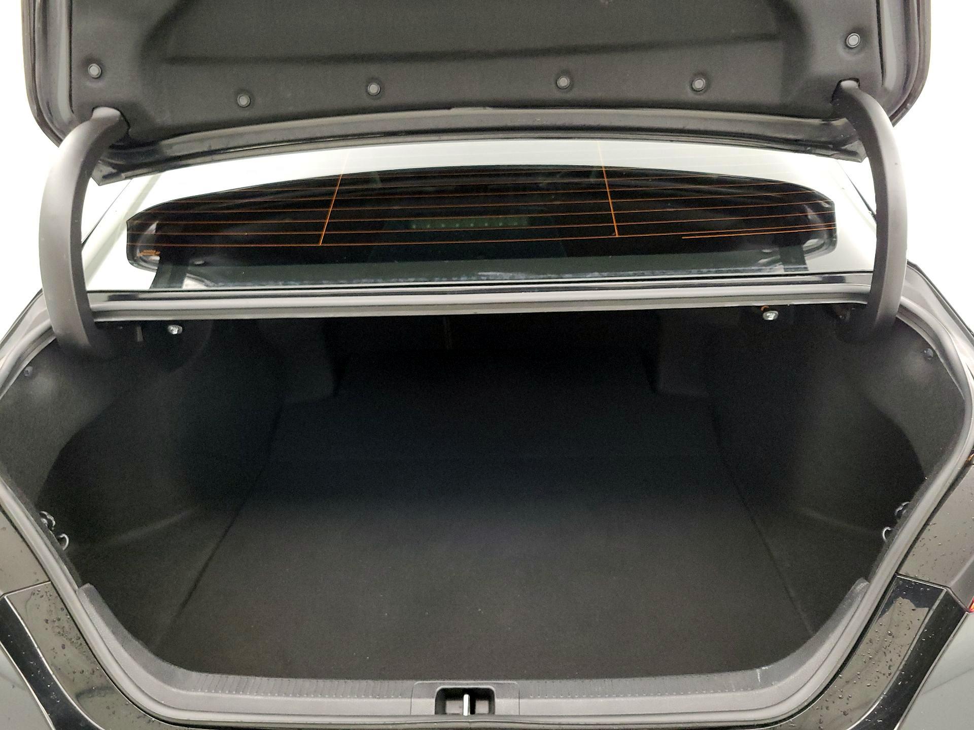 Thumbnail: 2018 Toyota Camry - 19