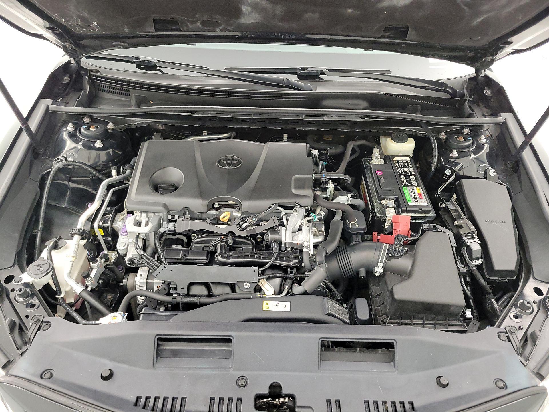 Thumbnail: 2018 Toyota Camry - 20