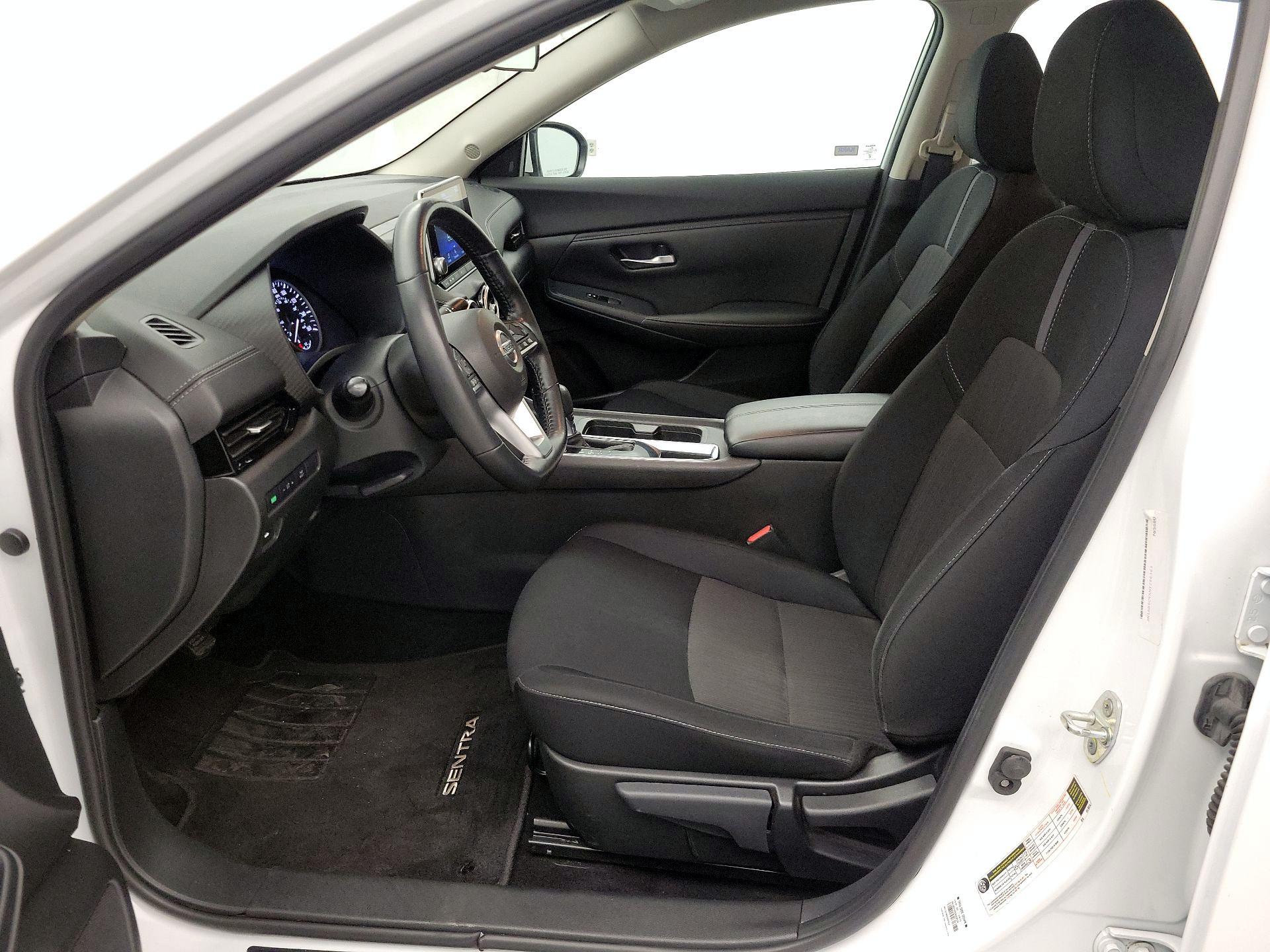 Thumbnail: 2022 Nissan Sentra - 11