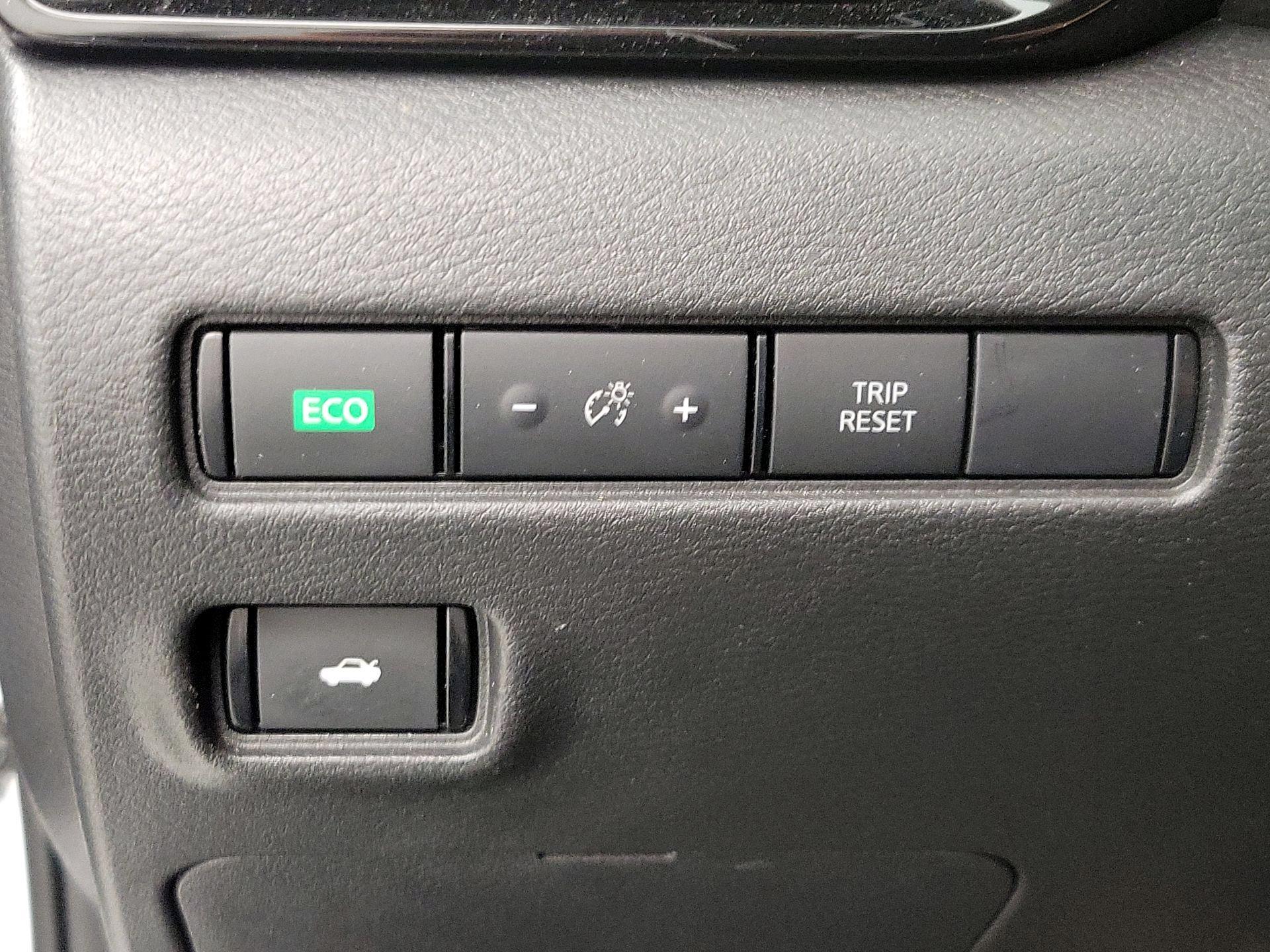 Thumbnail: 2022 Nissan Sentra - 13