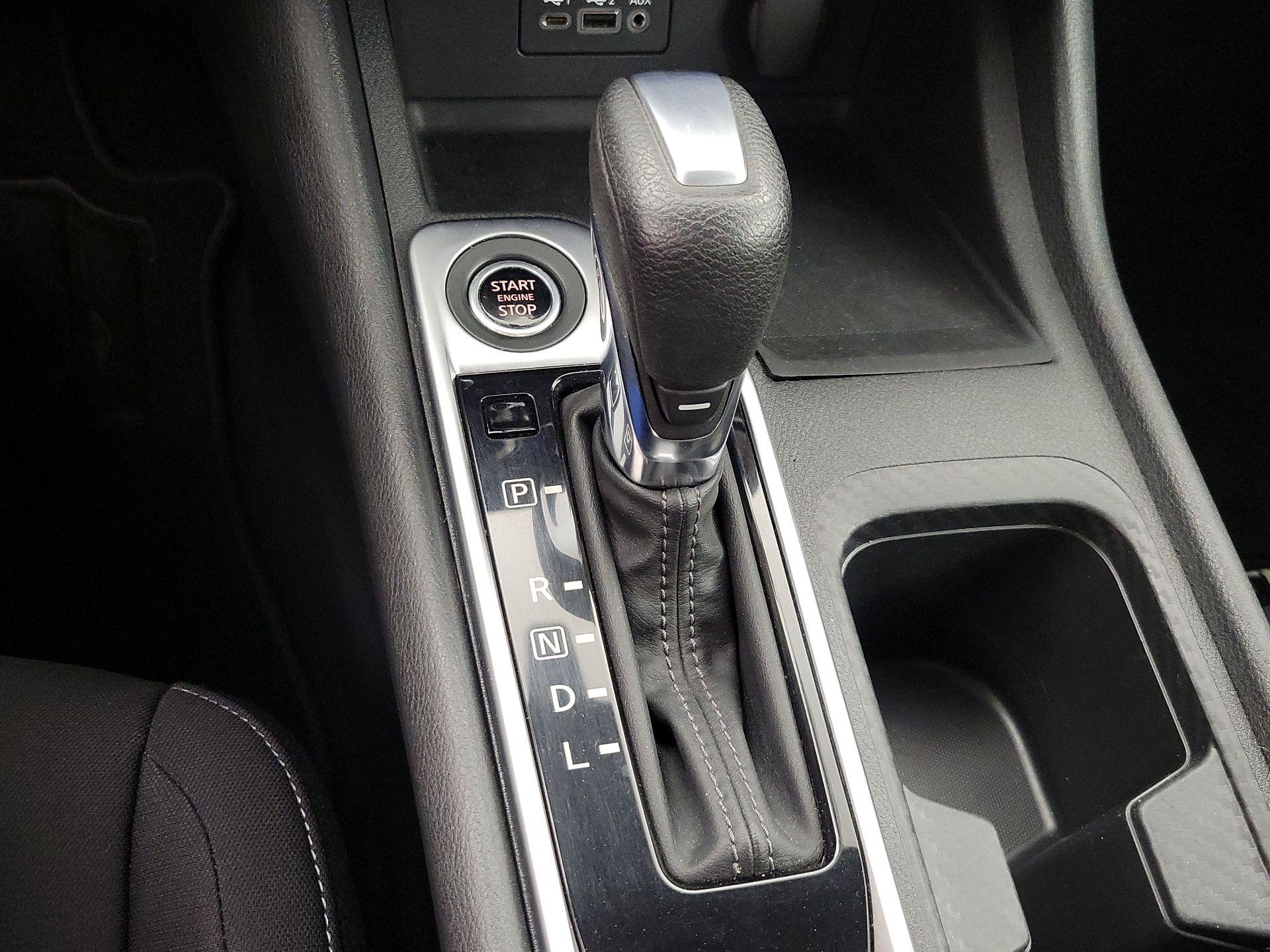 Thumbnail: 2022 Nissan Sentra - 17