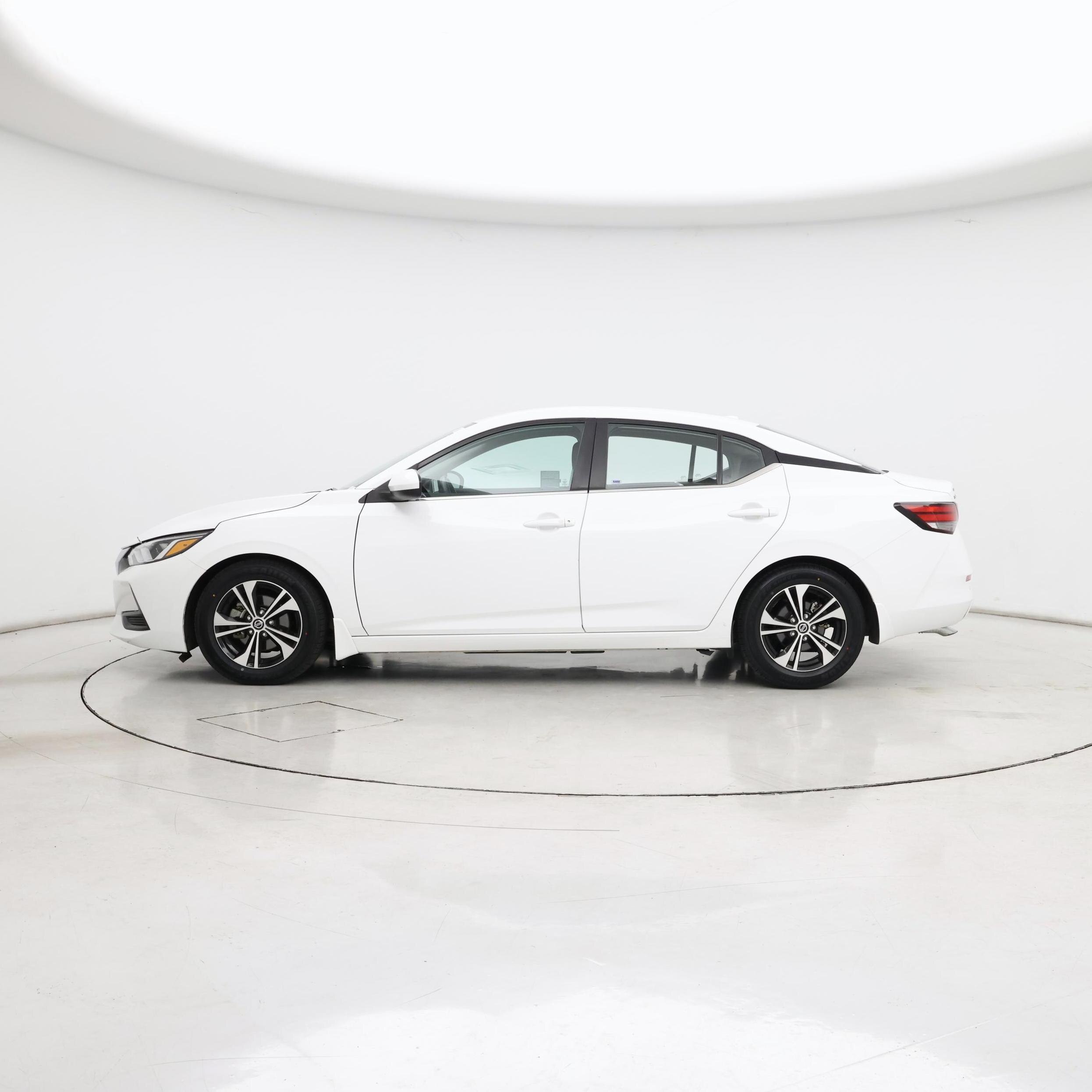 Thumbnail: 2022 Nissan Sentra - 3