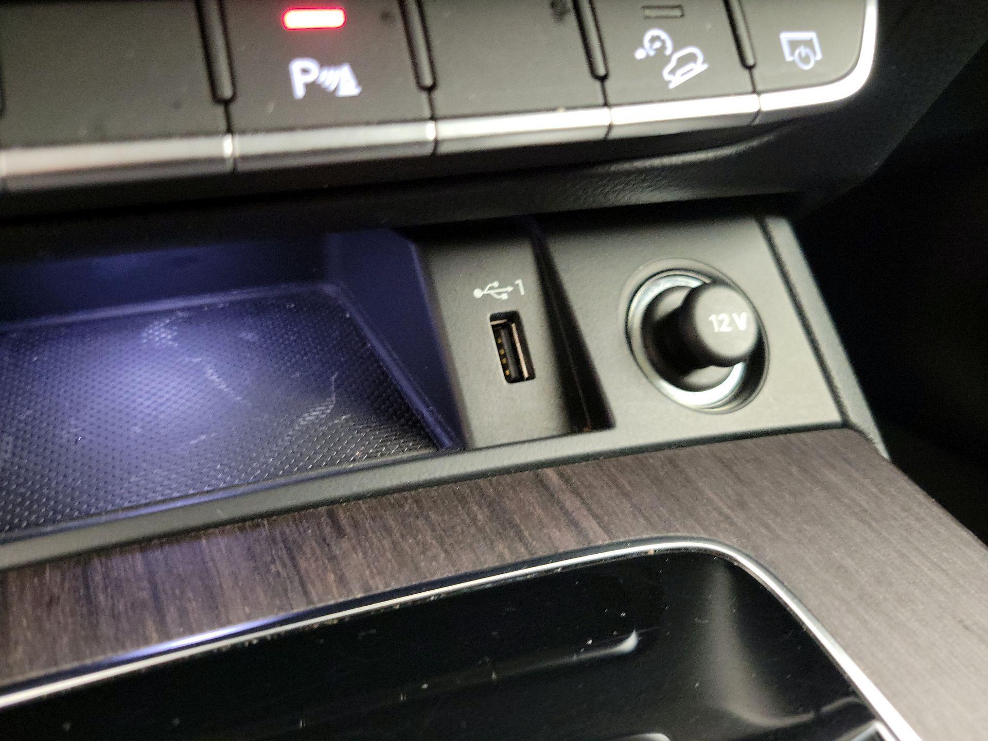 Thumbnail: 2022 Audi Q5 - 18