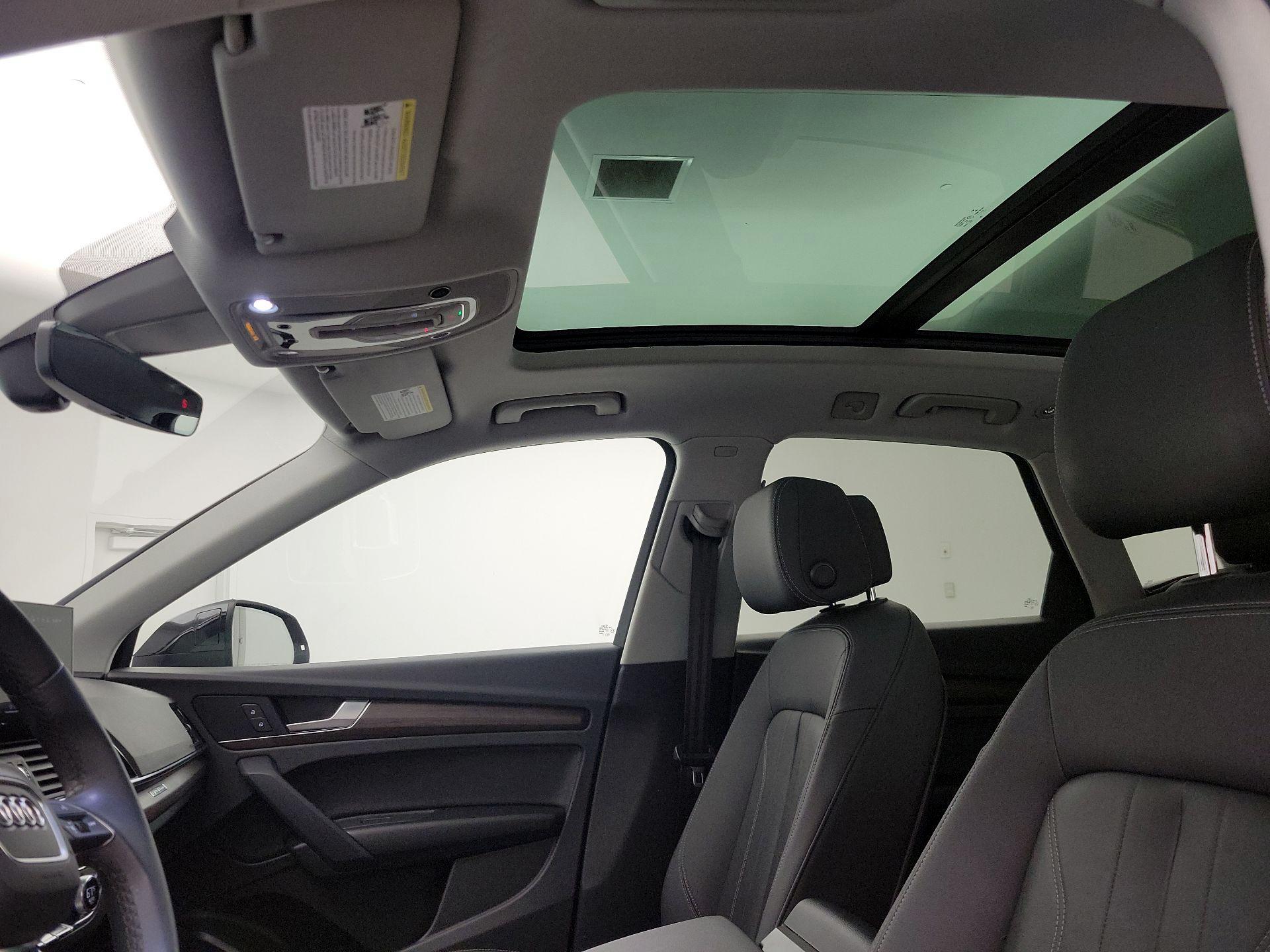 Thumbnail: 2022 Audi Q5 - 19