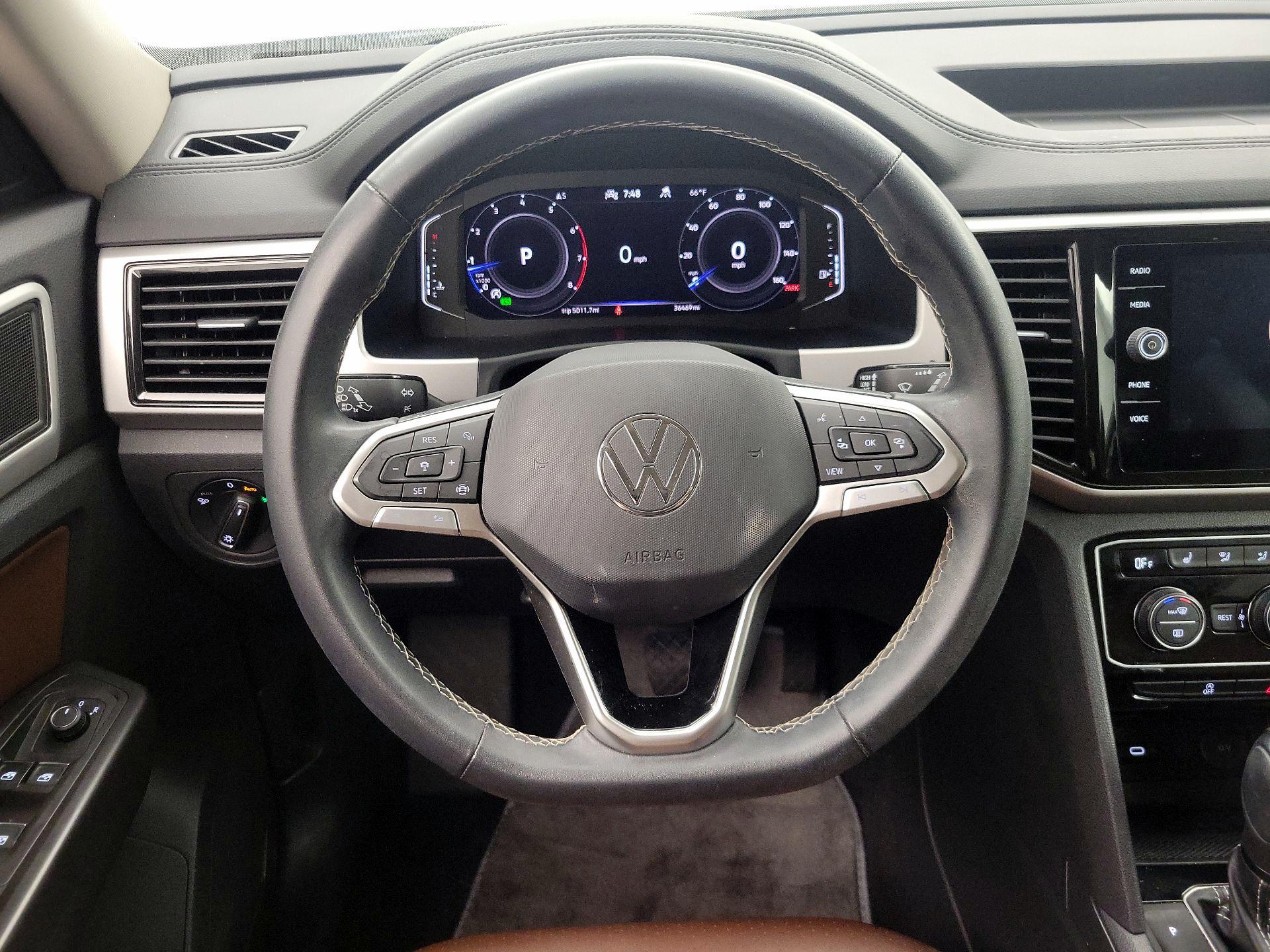 Thumbnail: 2022 Volkswagen Atlas - 10