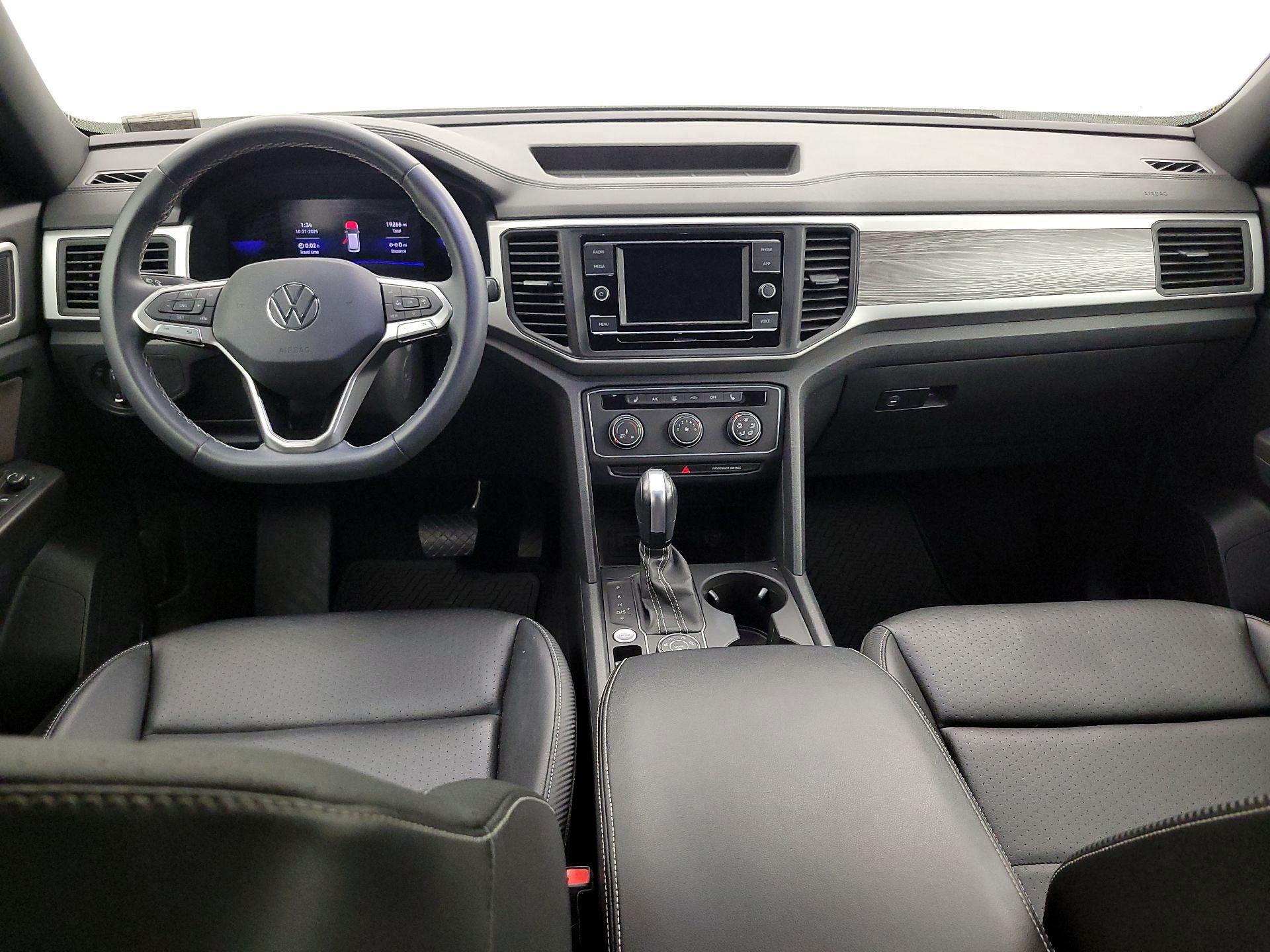 Thumbnail: 2023 Volkswagen Atlas - 9