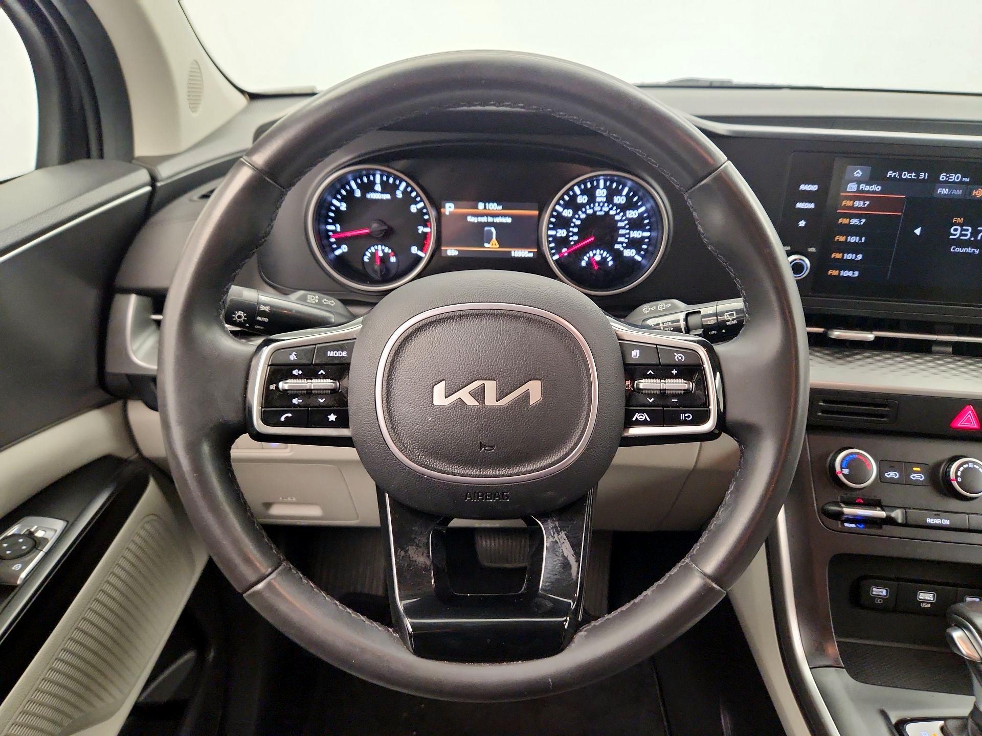 Thumbnail: 2024 Kia Carnival - 10