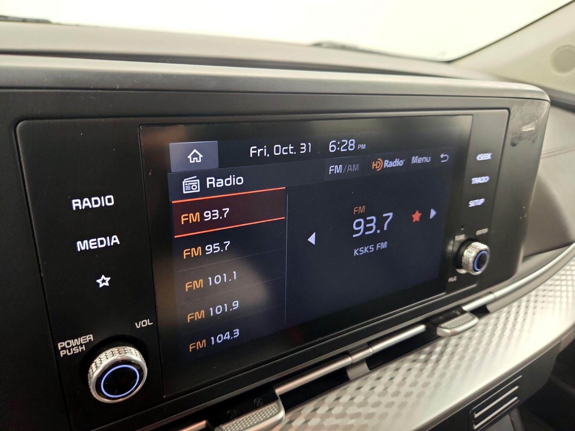 Thumbnail: 2024 Kia Carnival - 15