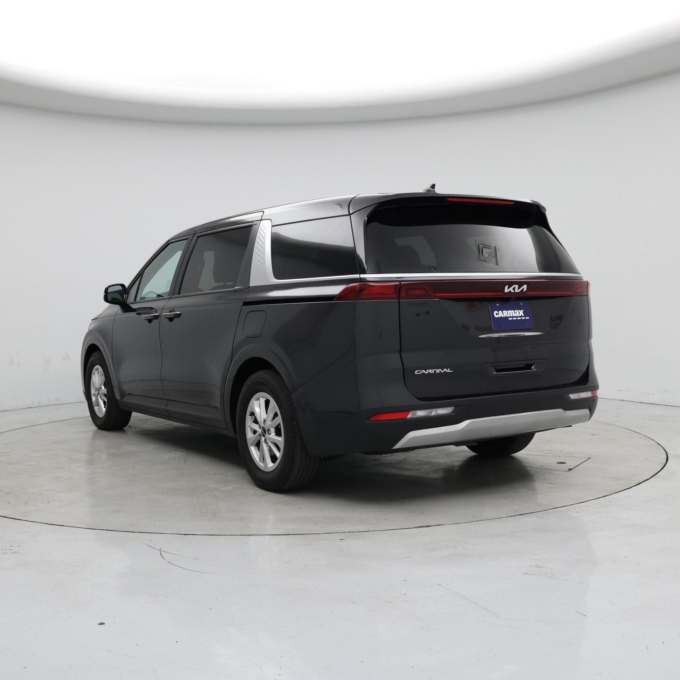 Thumbnail: 2024 Kia Carnival - 2