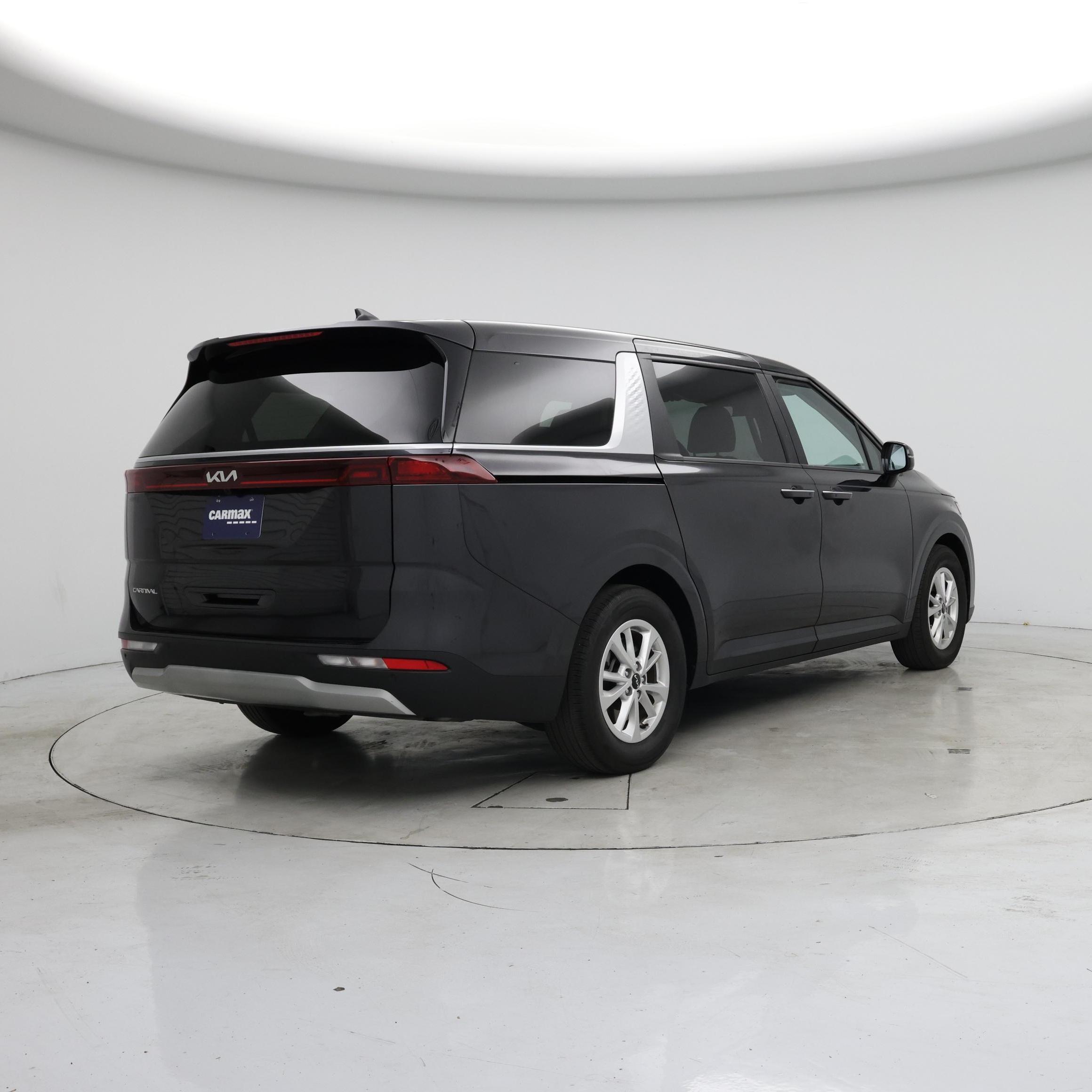 Thumbnail: 2024 Kia Carnival - 8
