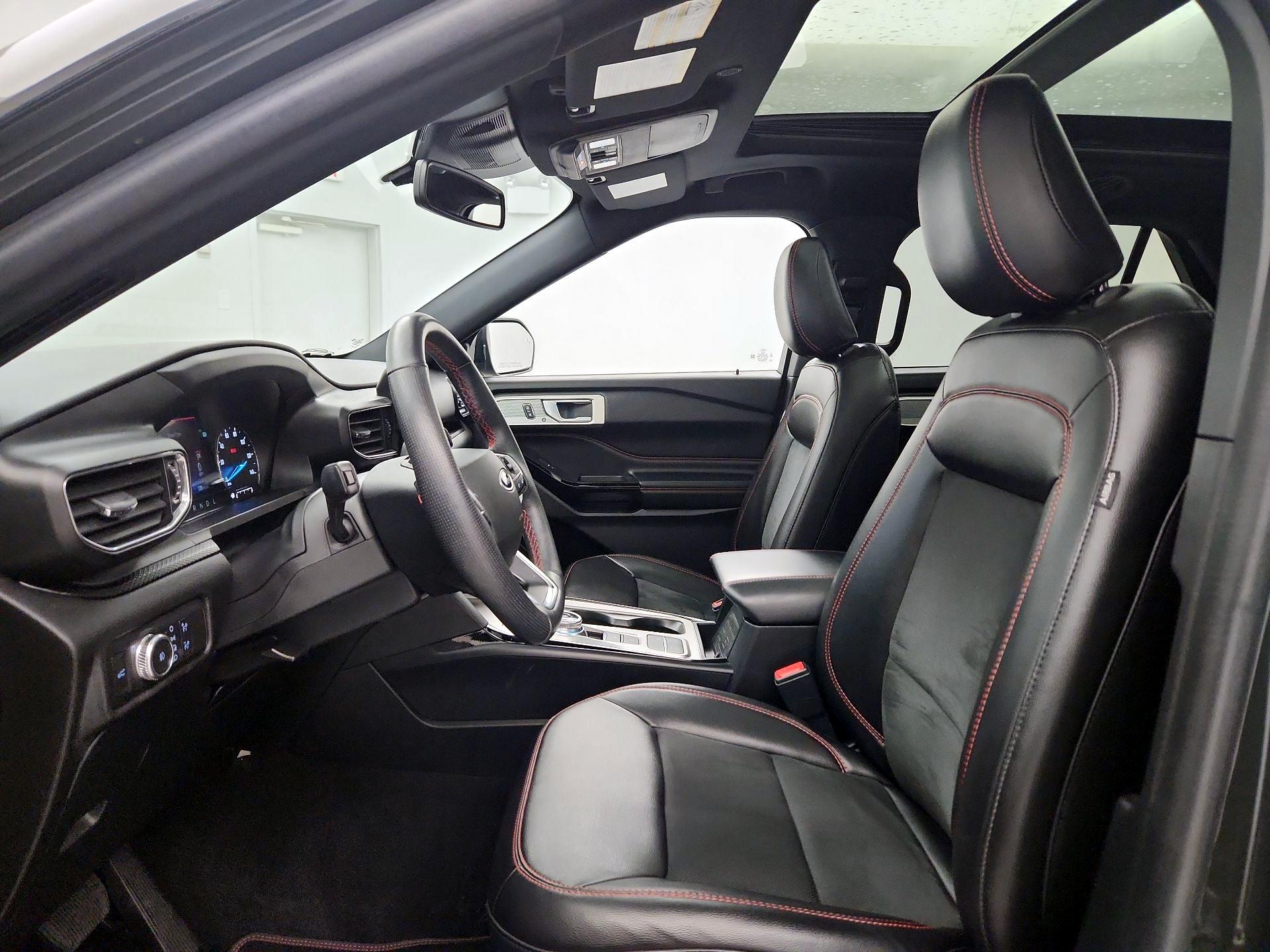 Thumbnail: 2022 Ford Explorer - 11