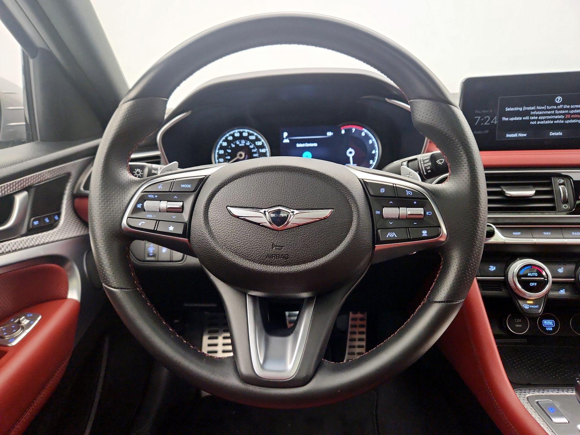 Thumbnail: 2023 Genesis G70 - 10