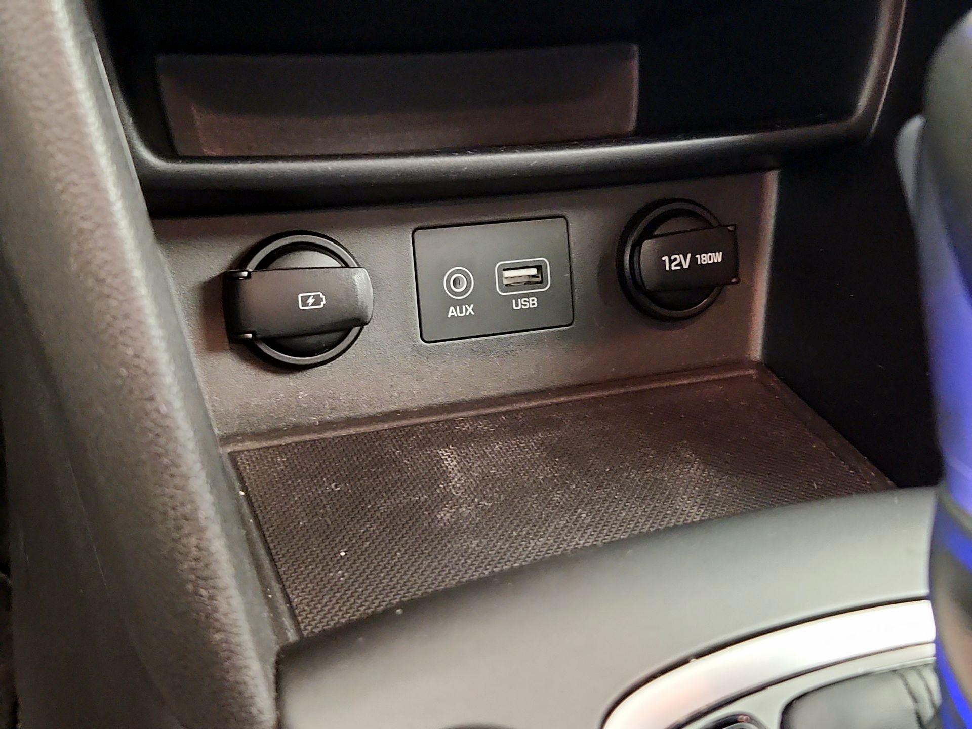 Thumbnail: 2020 Hyundai Kona - 18