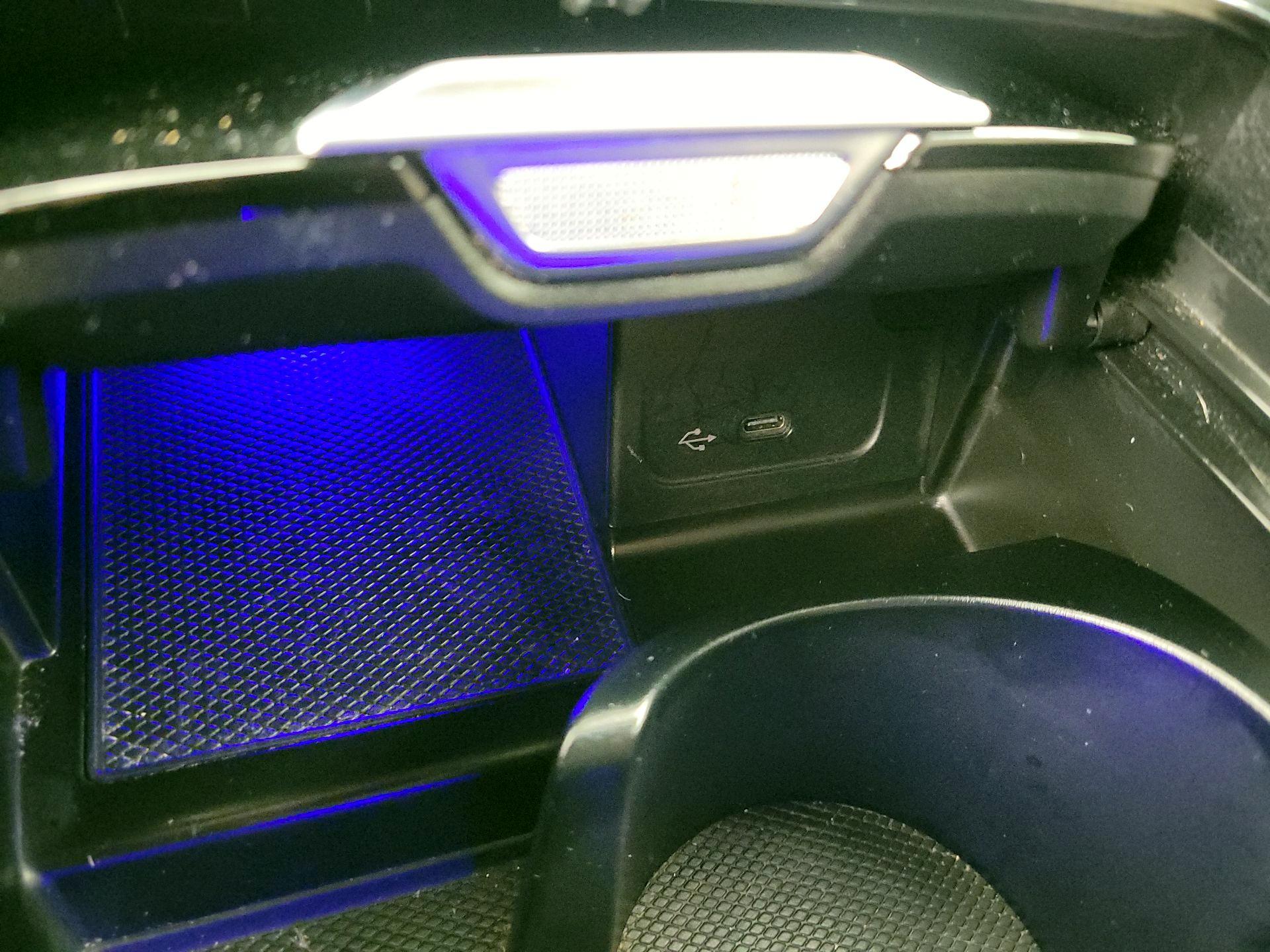 Thumbnail: 2022 Mercedes-Benz C-Class - 18