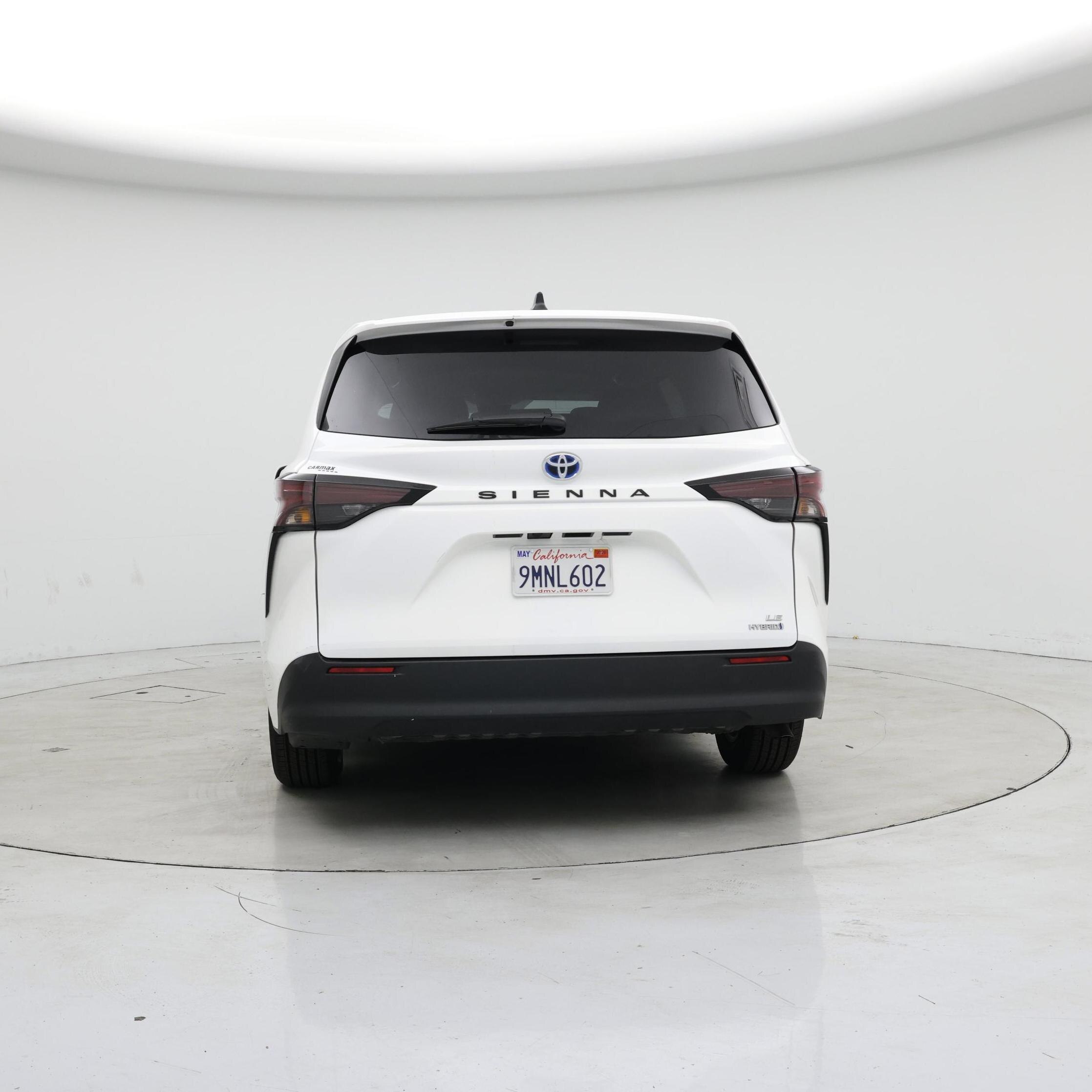 Thumbnail: 2023 Toyota Sienna - 6