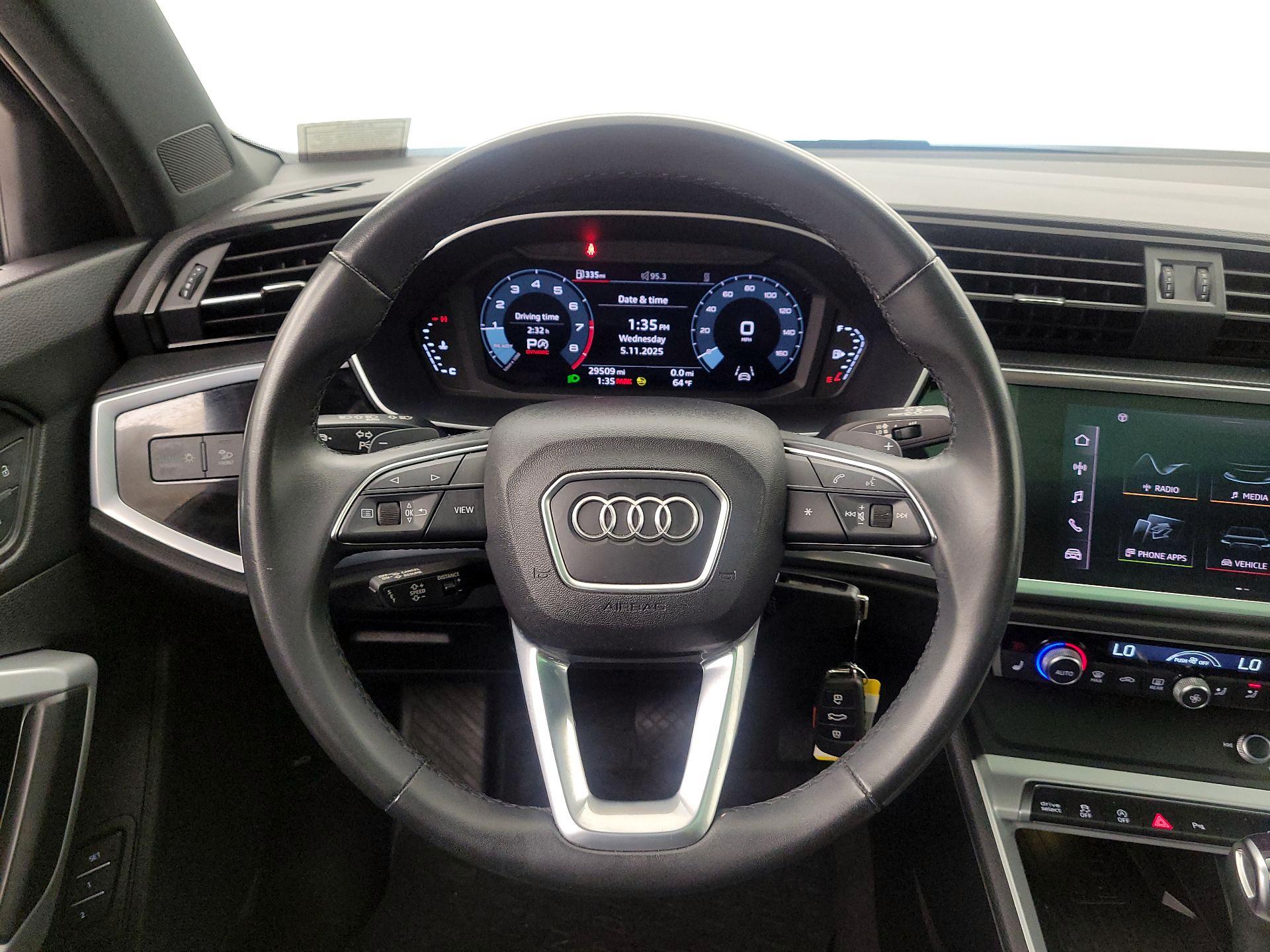 Thumbnail: 2022 Audi Q3 - 10