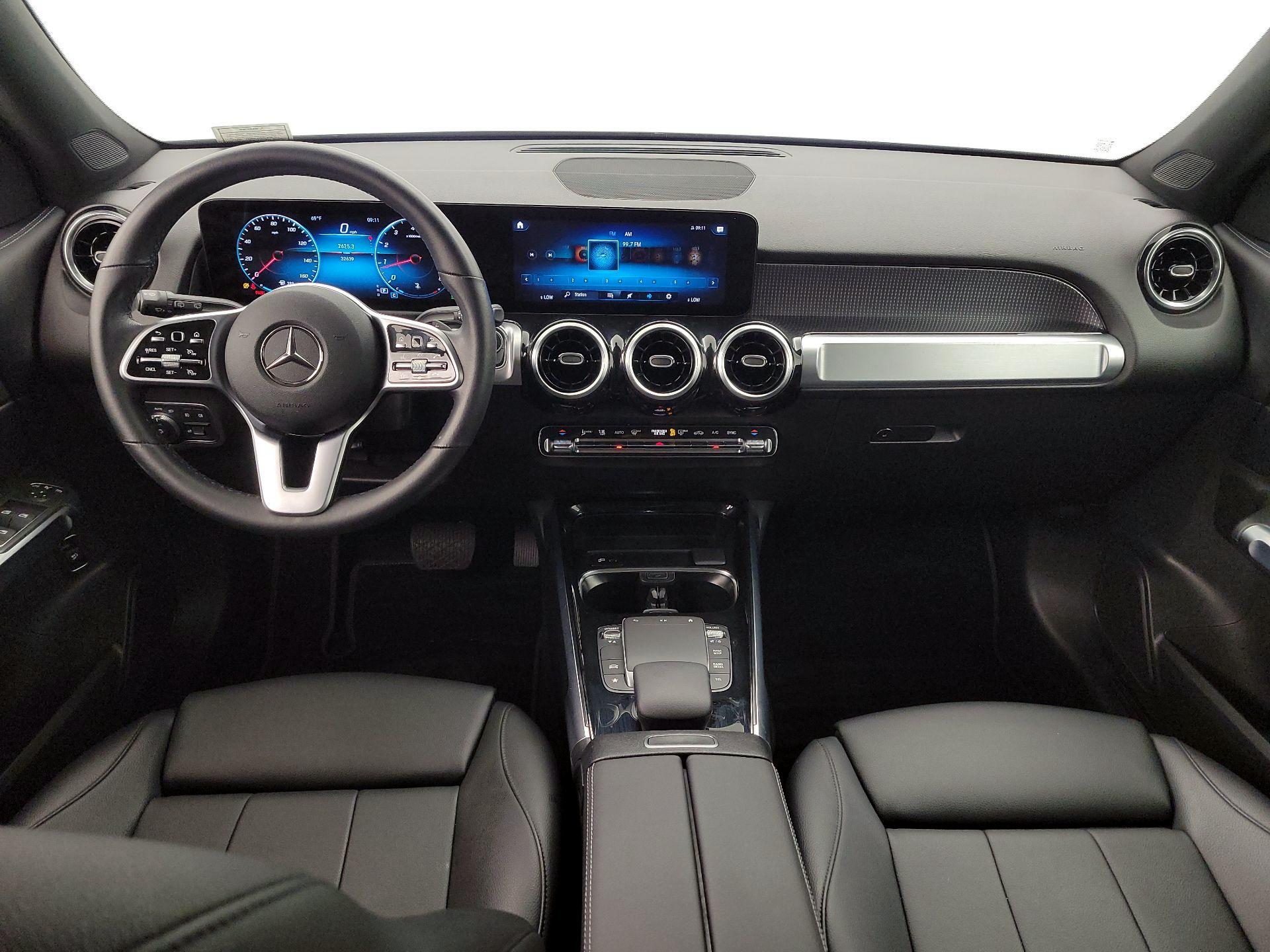 Thumbnail: 2022 Mercedes-Benz GLB - 9