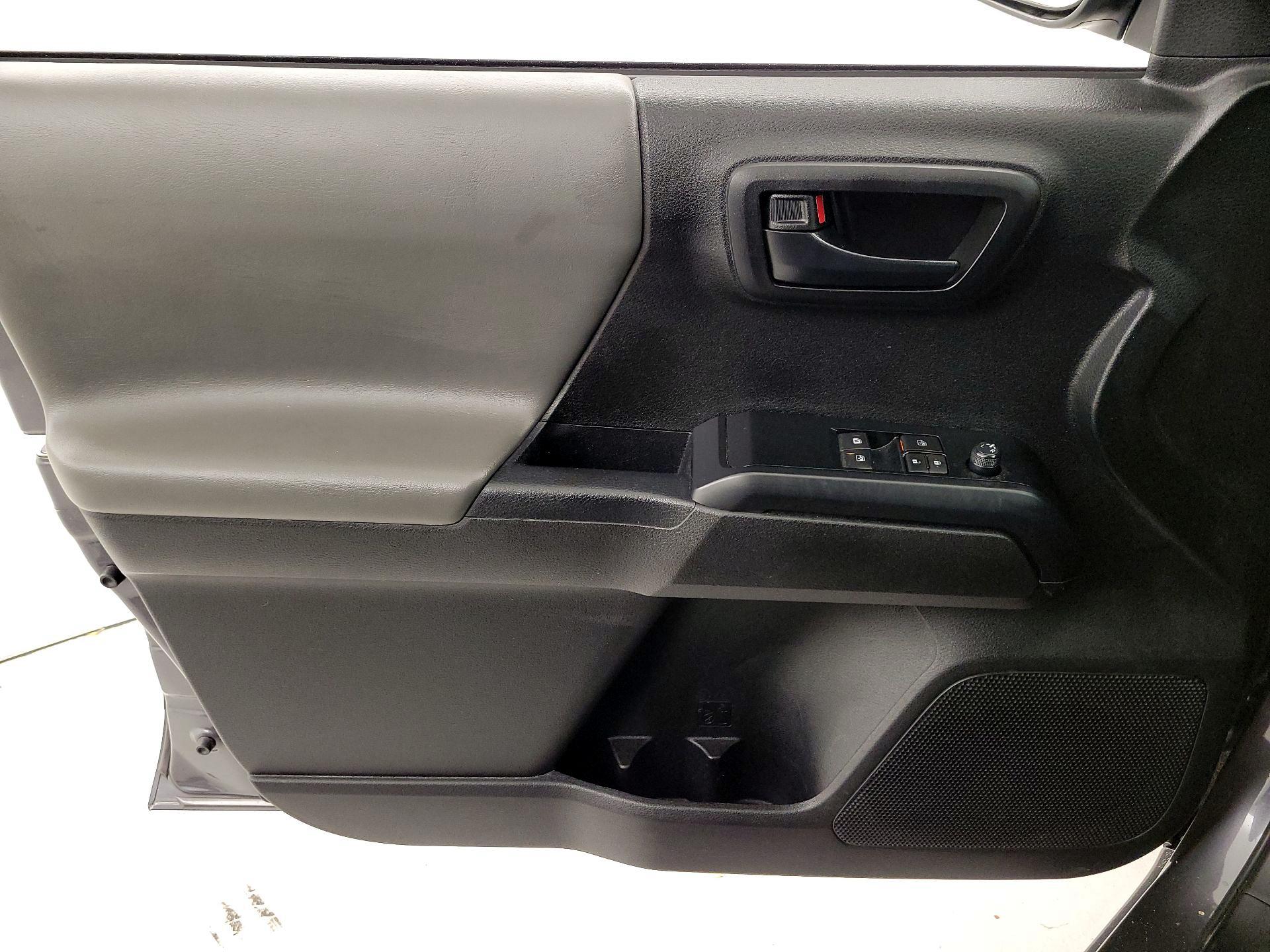 Thumbnail: 2023 Toyota Tacoma - 12