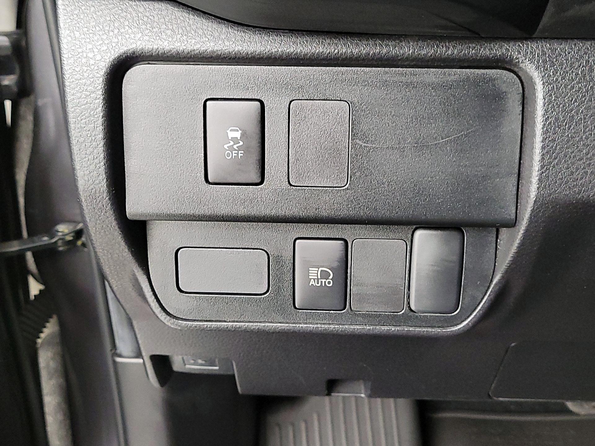 Thumbnail: 2023 Toyota Tacoma - 13