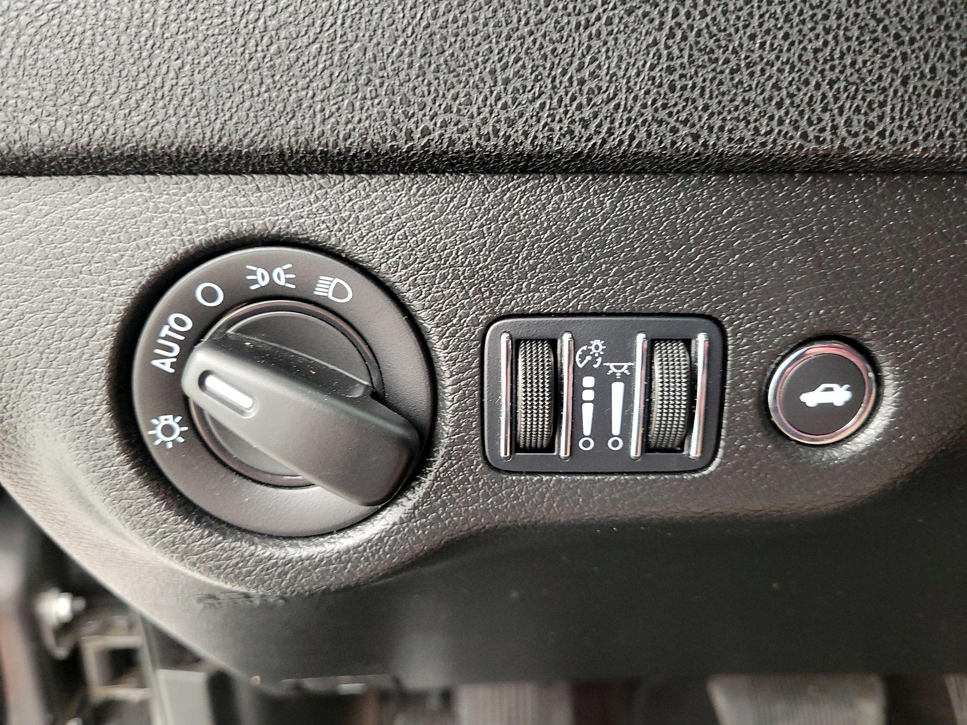 Thumbnail: 2023 Dodge Charger - 13