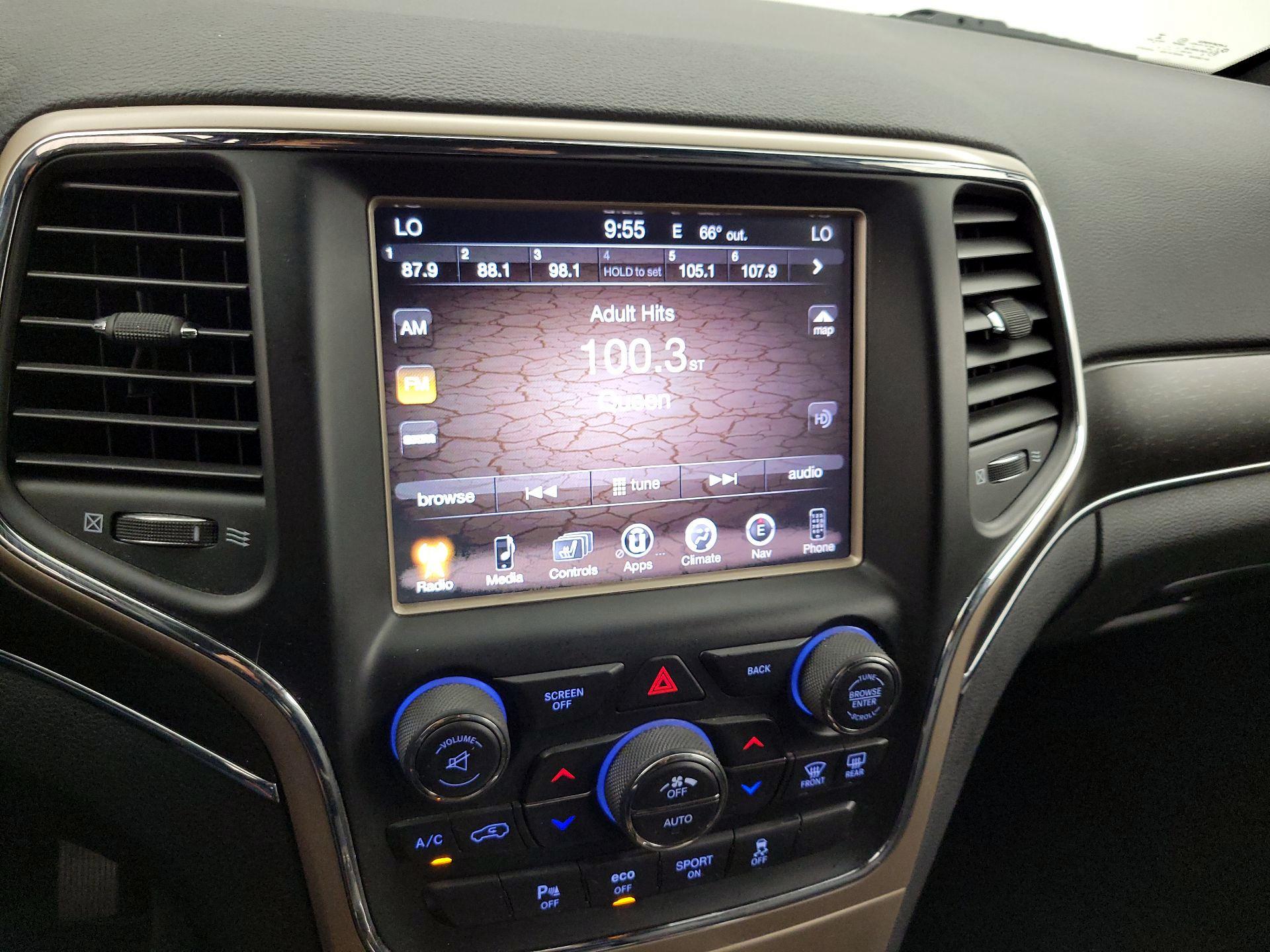 Thumbnail: 2016 Jeep Grand Cherokee - 16