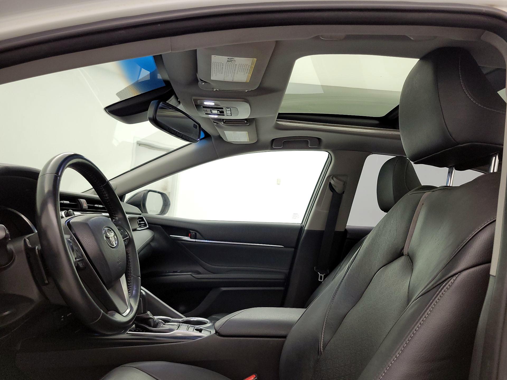 Thumbnail: 2018 Toyota Camry - 19