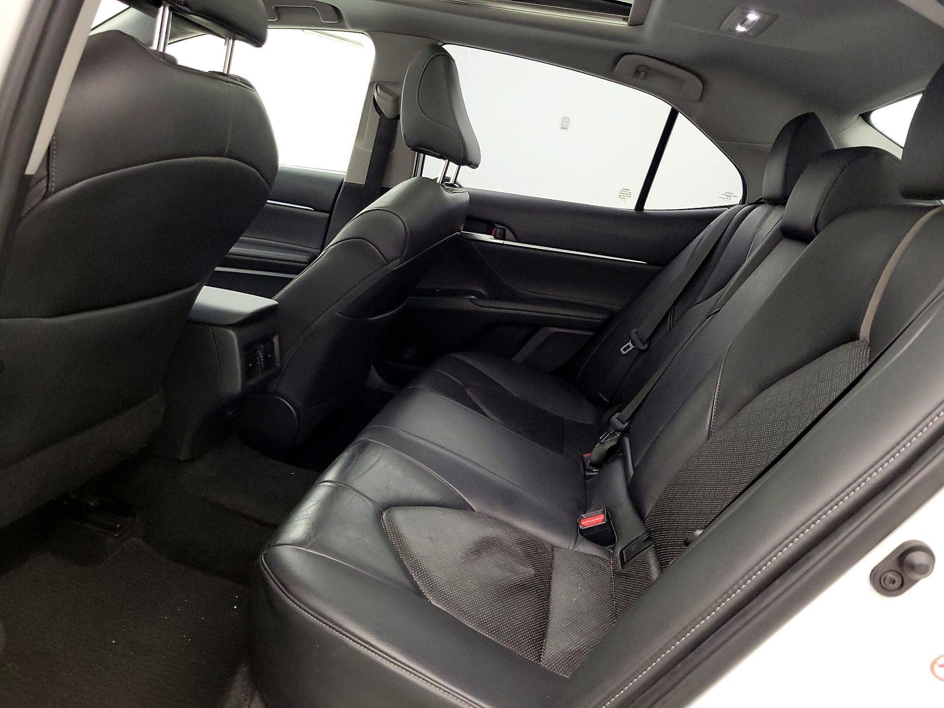 Thumbnail: 2018 Toyota Camry - 20