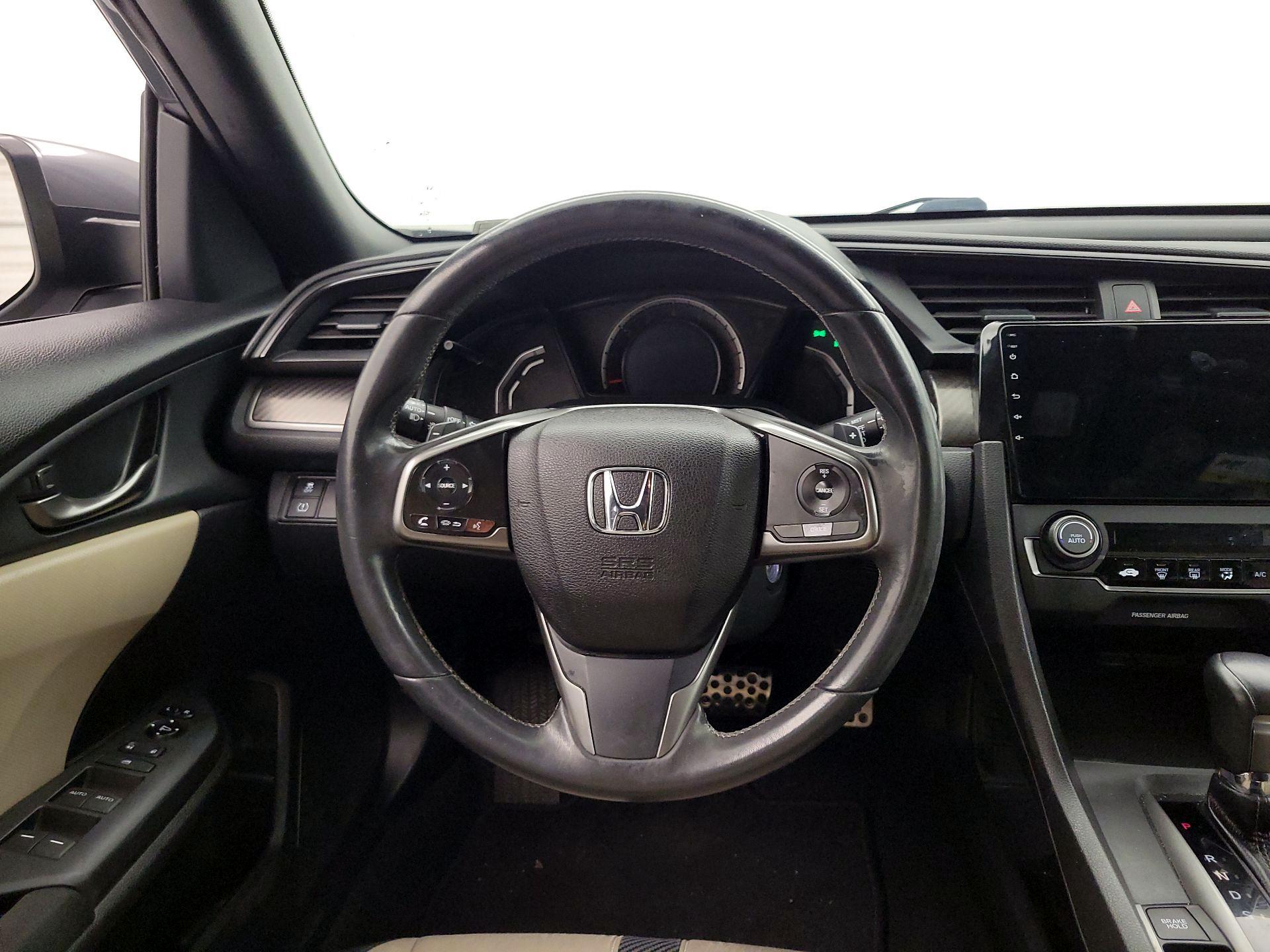 Thumbnail: 2017 Honda Civic - 10