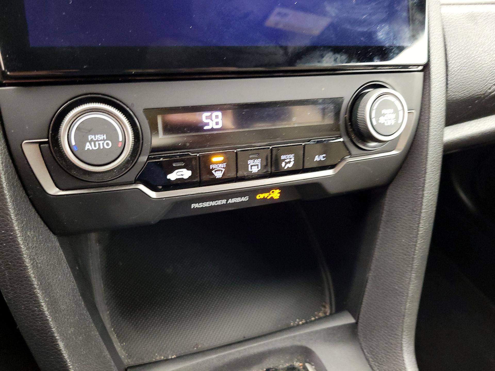 Thumbnail: 2017 Honda Civic - 17