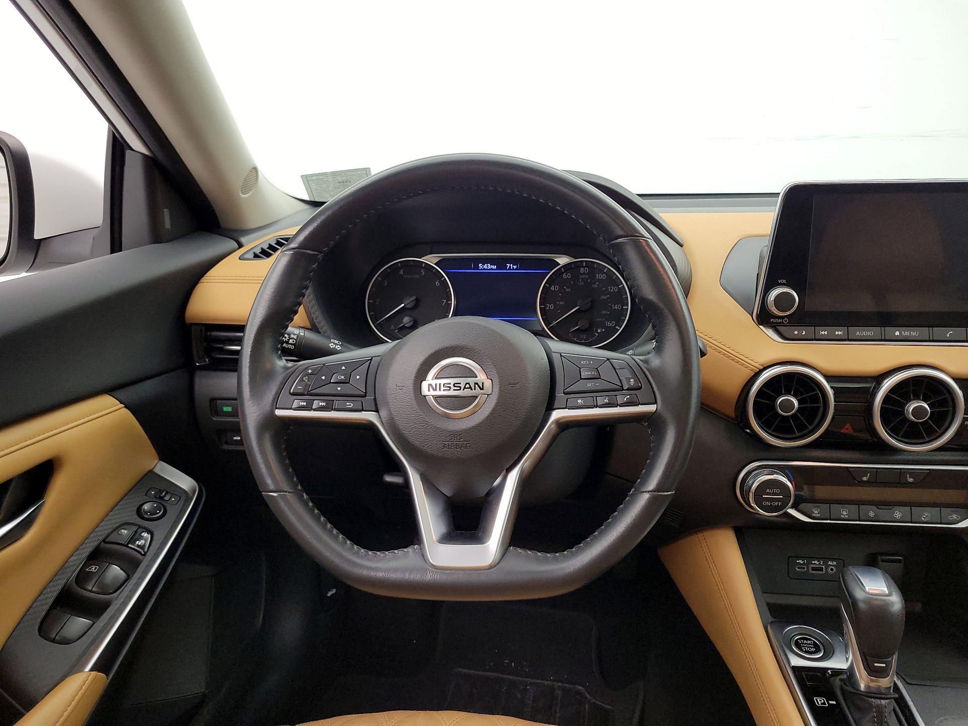 Thumbnail: 2021 Nissan Sentra - 10