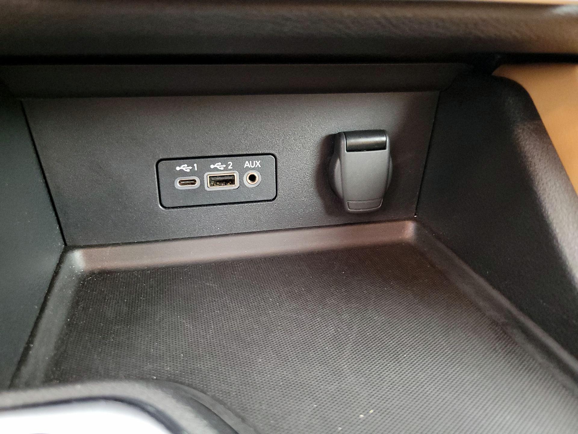 Thumbnail: 2021 Nissan Sentra - 18