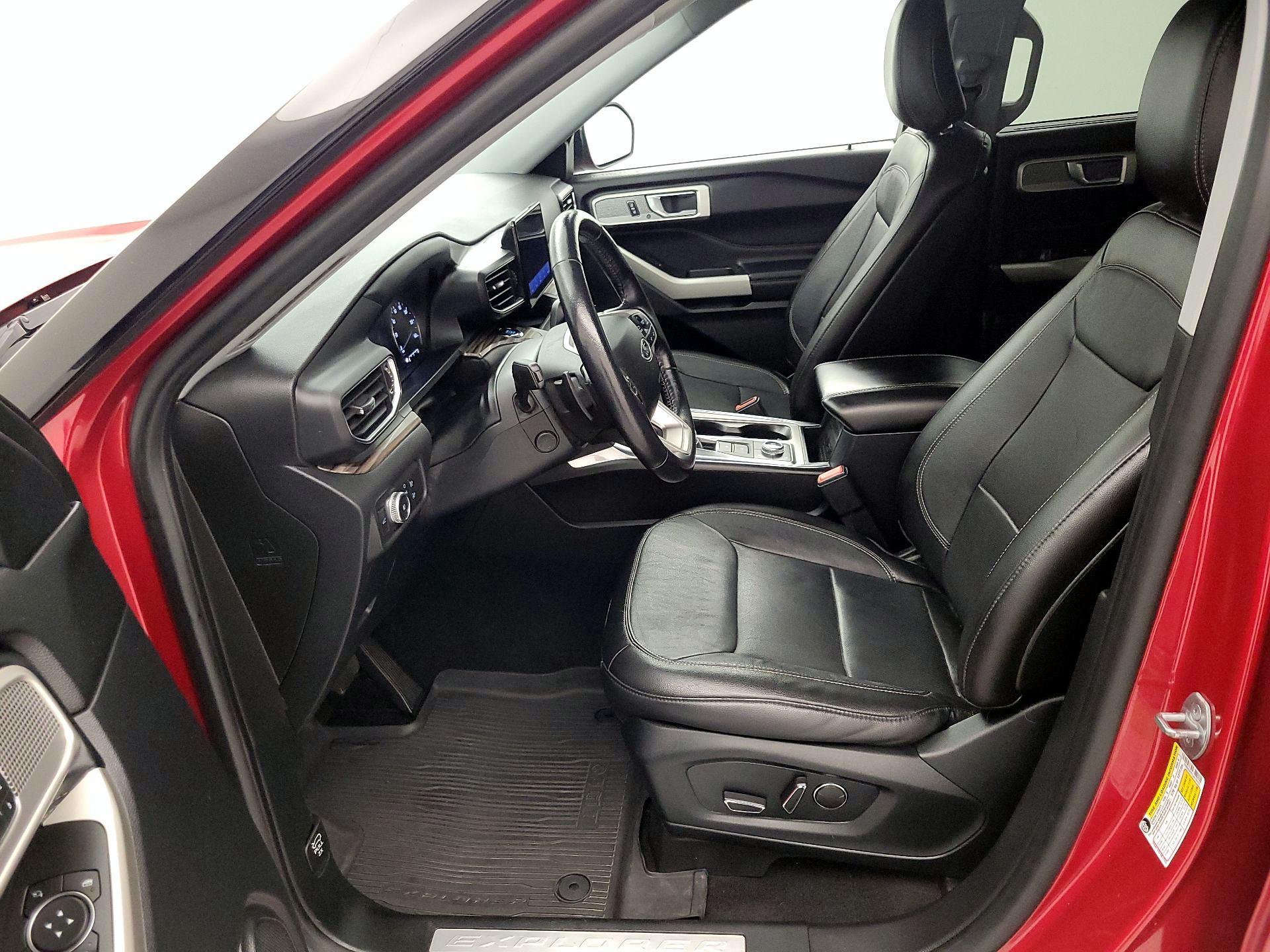 Thumbnail: 2020 Ford Explorer - 11