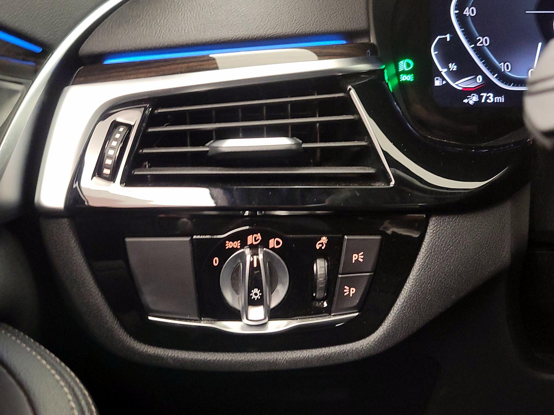 Thumbnail: 2023 BMW 5 Series - 13