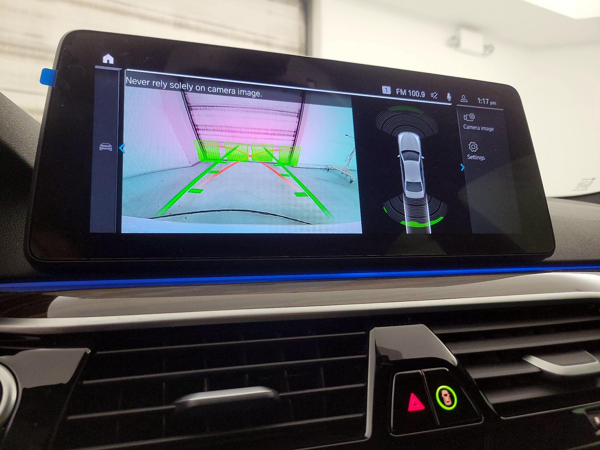 Thumbnail: 2023 BMW 5 Series - 15