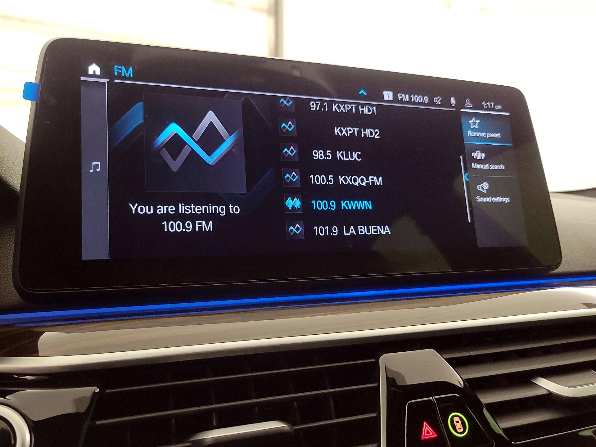 Thumbnail: 2023 BMW 5 Series - 16