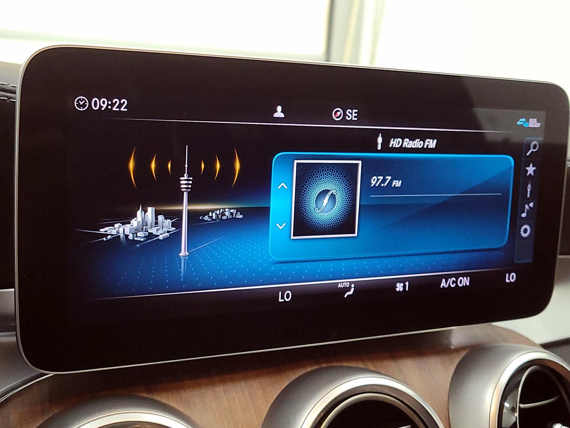 Thumbnail: 2020 Mercedes-Benz C-Class - 16