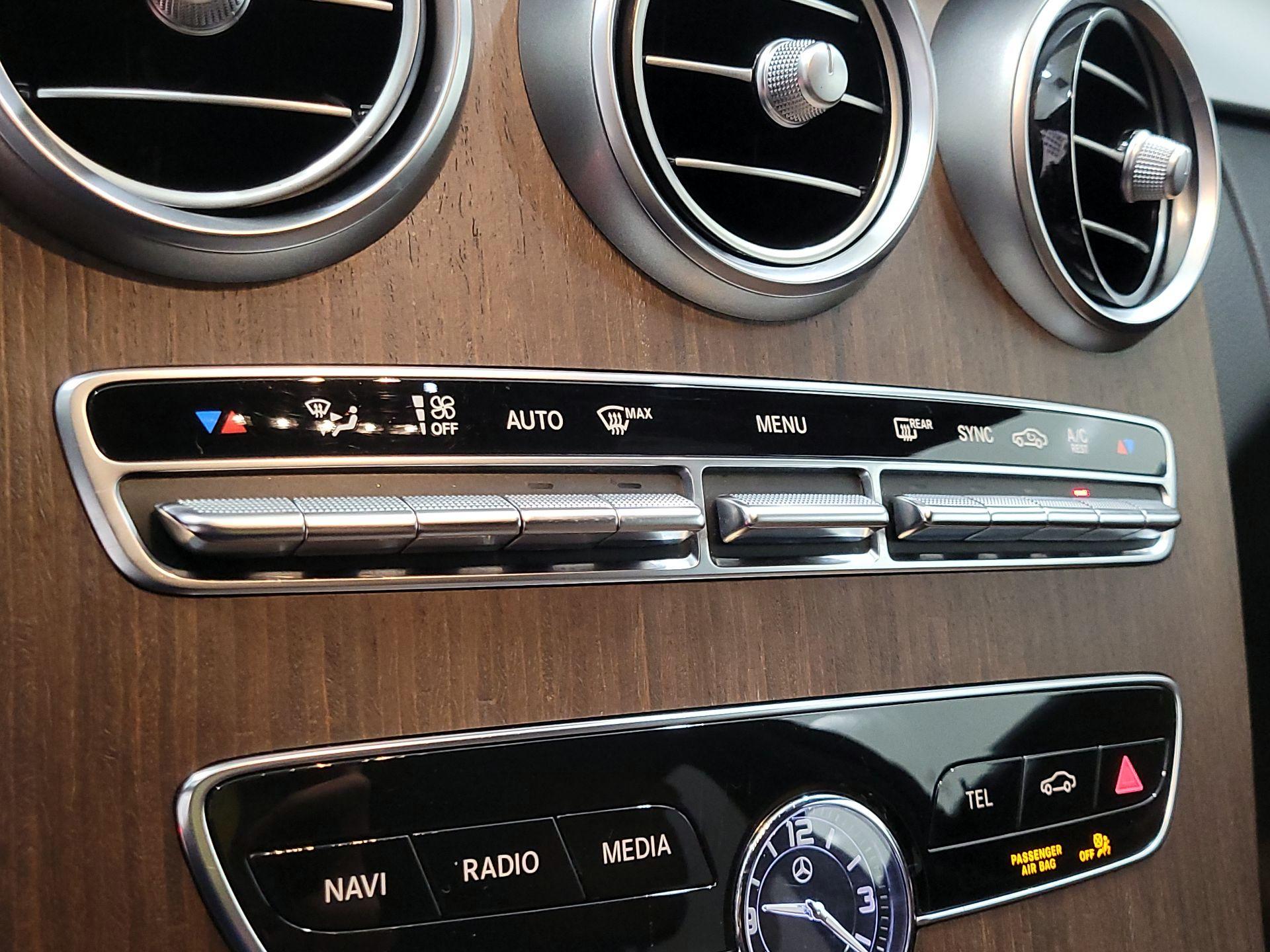 Thumbnail: 2020 Mercedes-Benz C-Class - 17